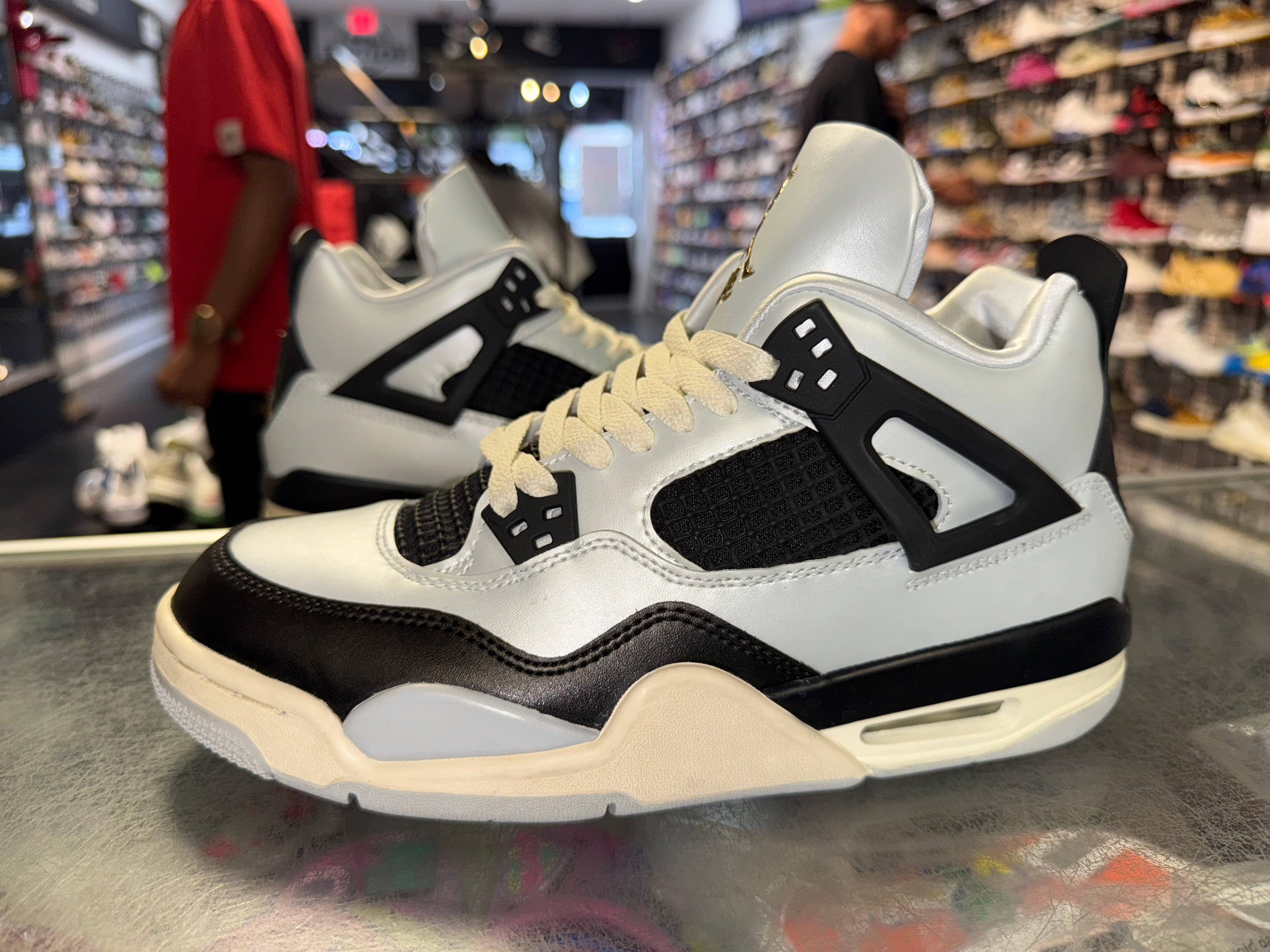 Size 7y Air Jordan 4 "Platinum Gold"