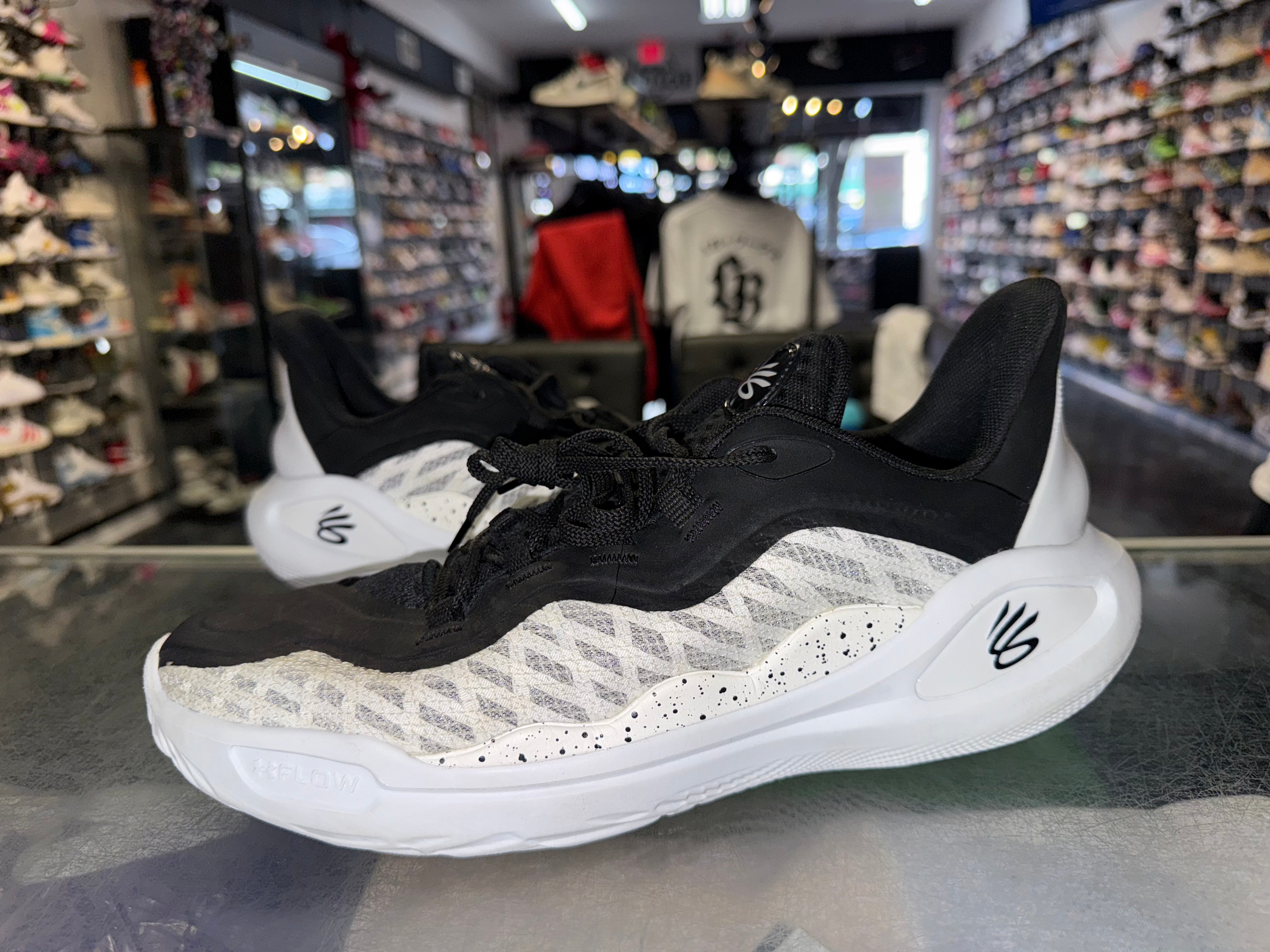 Size 11.5 Under Armor Curry 11 "White Black"