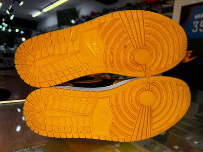 Size 9 Air Jordan 1 "Pollen" (MAMO)