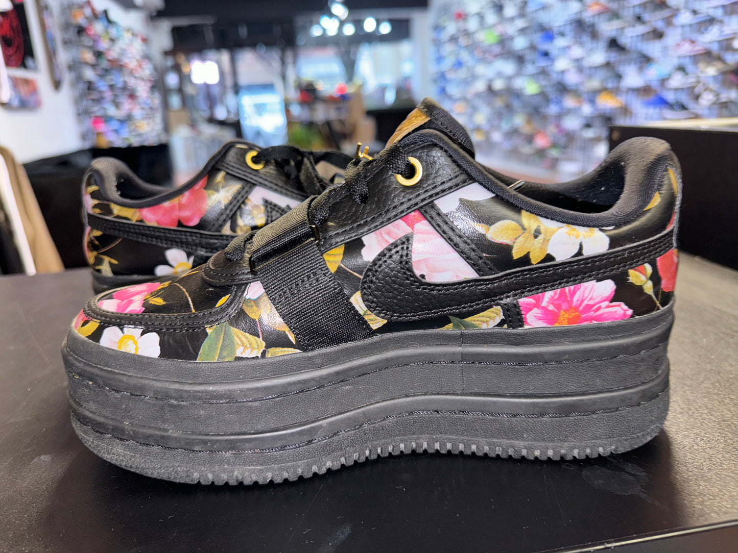 Size 7 (8.5W) Nike Vandal 2k “Floral" (MAMO)