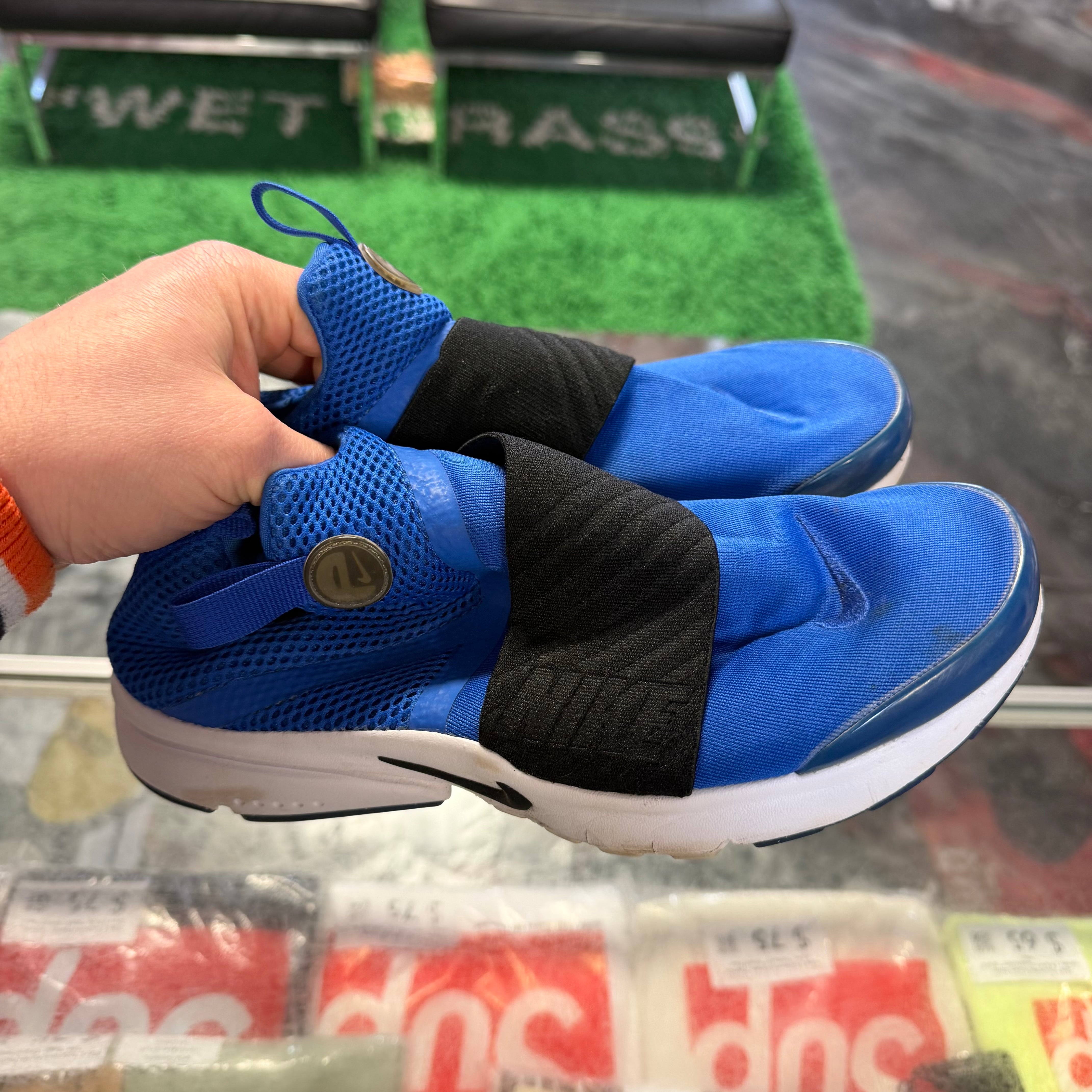 Size 7 Nike Presto Extreme Blue - FREE