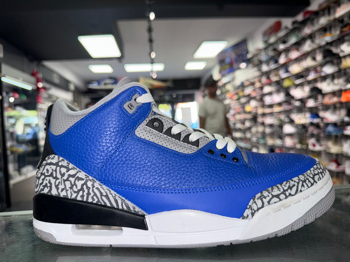 Size 9.5 Air Jordan 3 "Varsity Royal"
