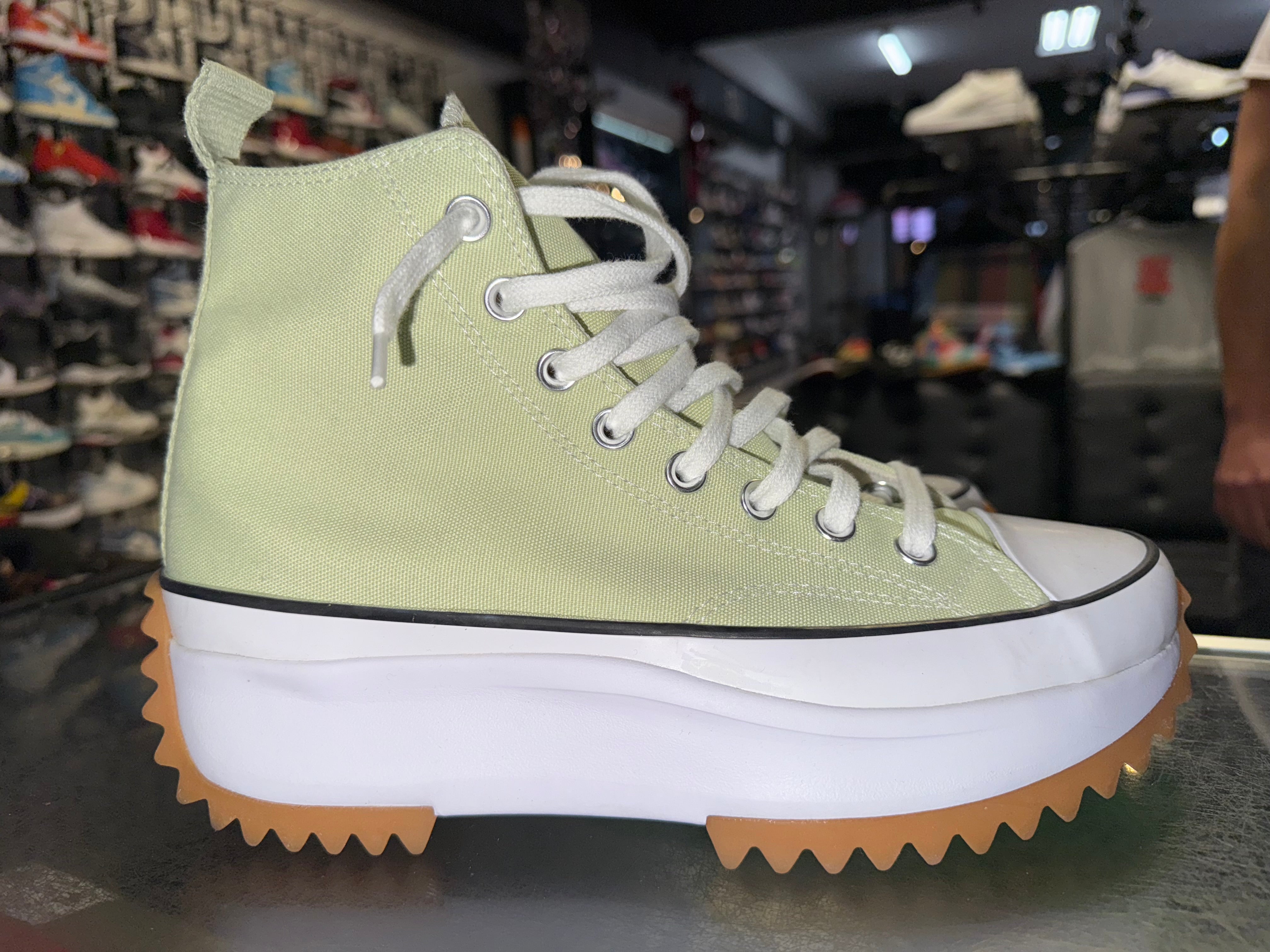 Size 8 Converse Run Star Hike "Lemon Drop" - NB