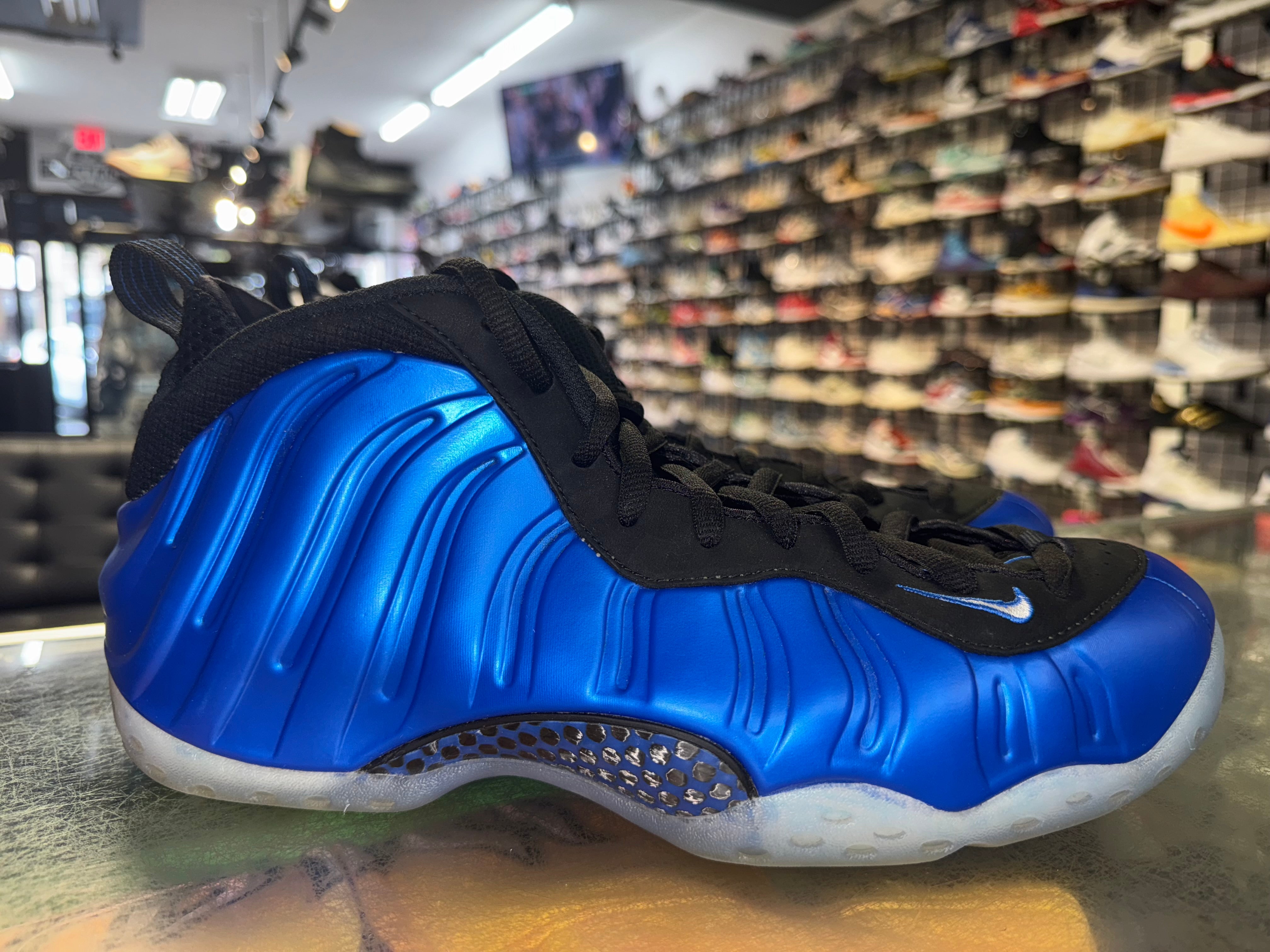 Size 10 Foamposite One "International Blue"