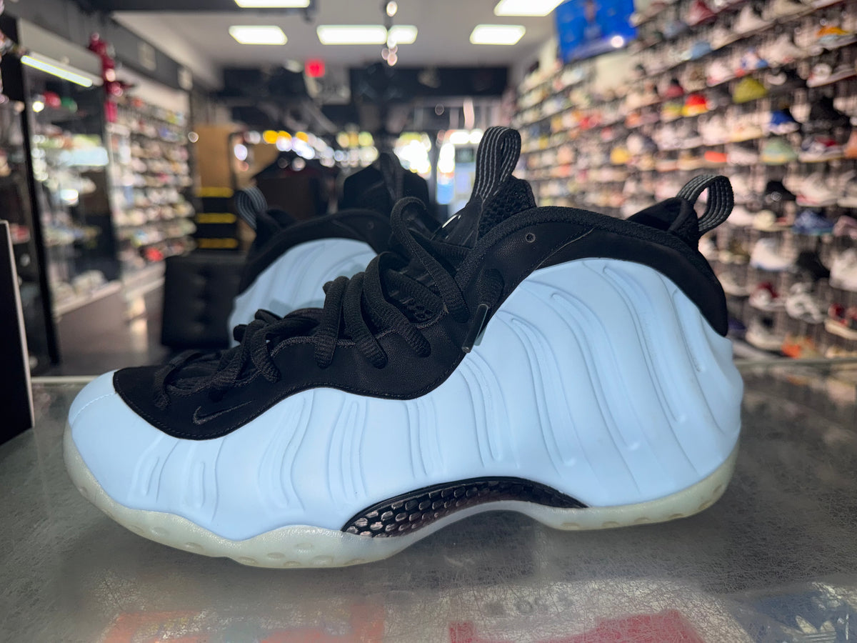 Size 11 Foamposite One "Psychic Blue"