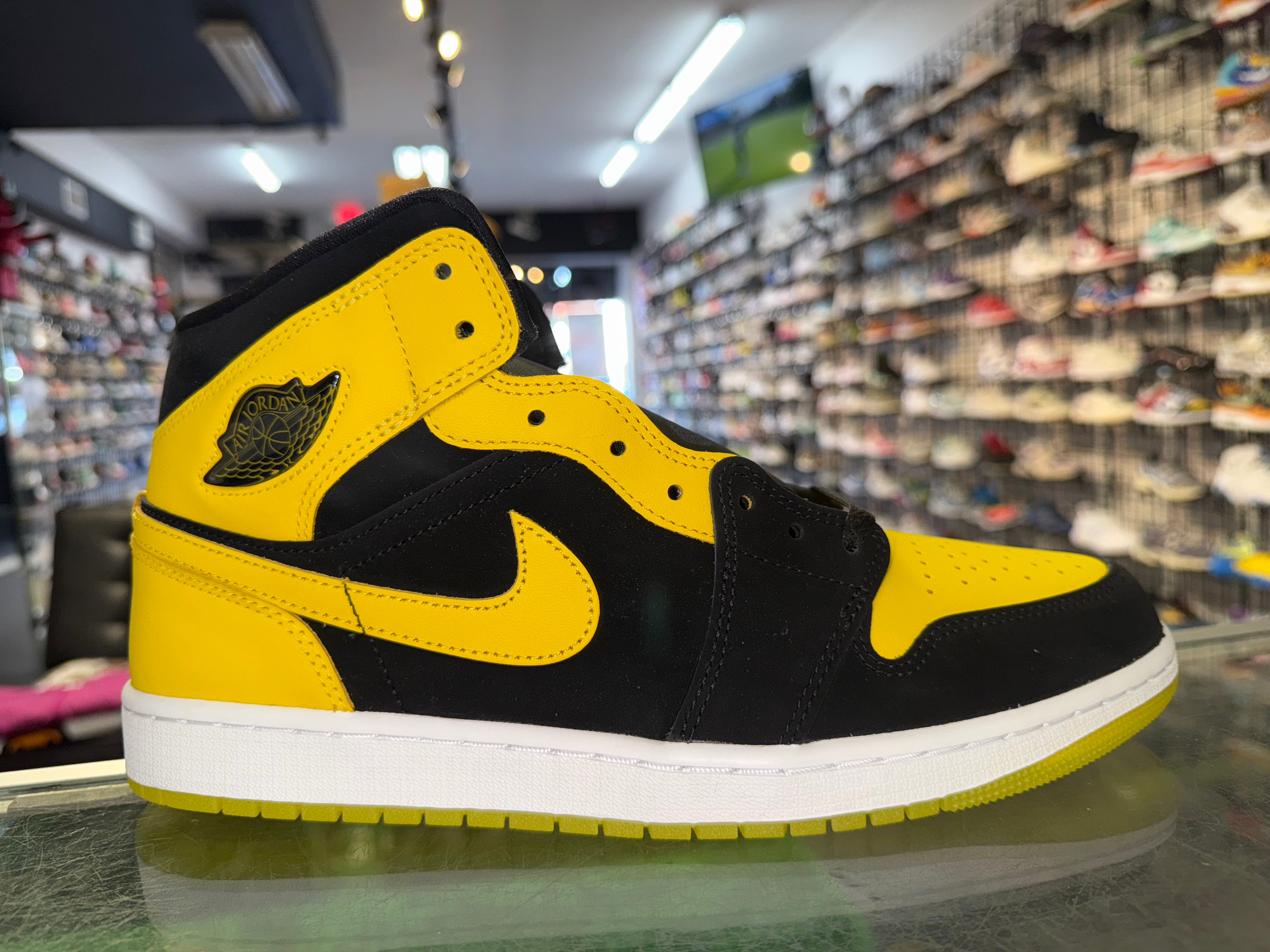 Size 11 Air Jordan 1 Mid "New Love" 2025 Brand New