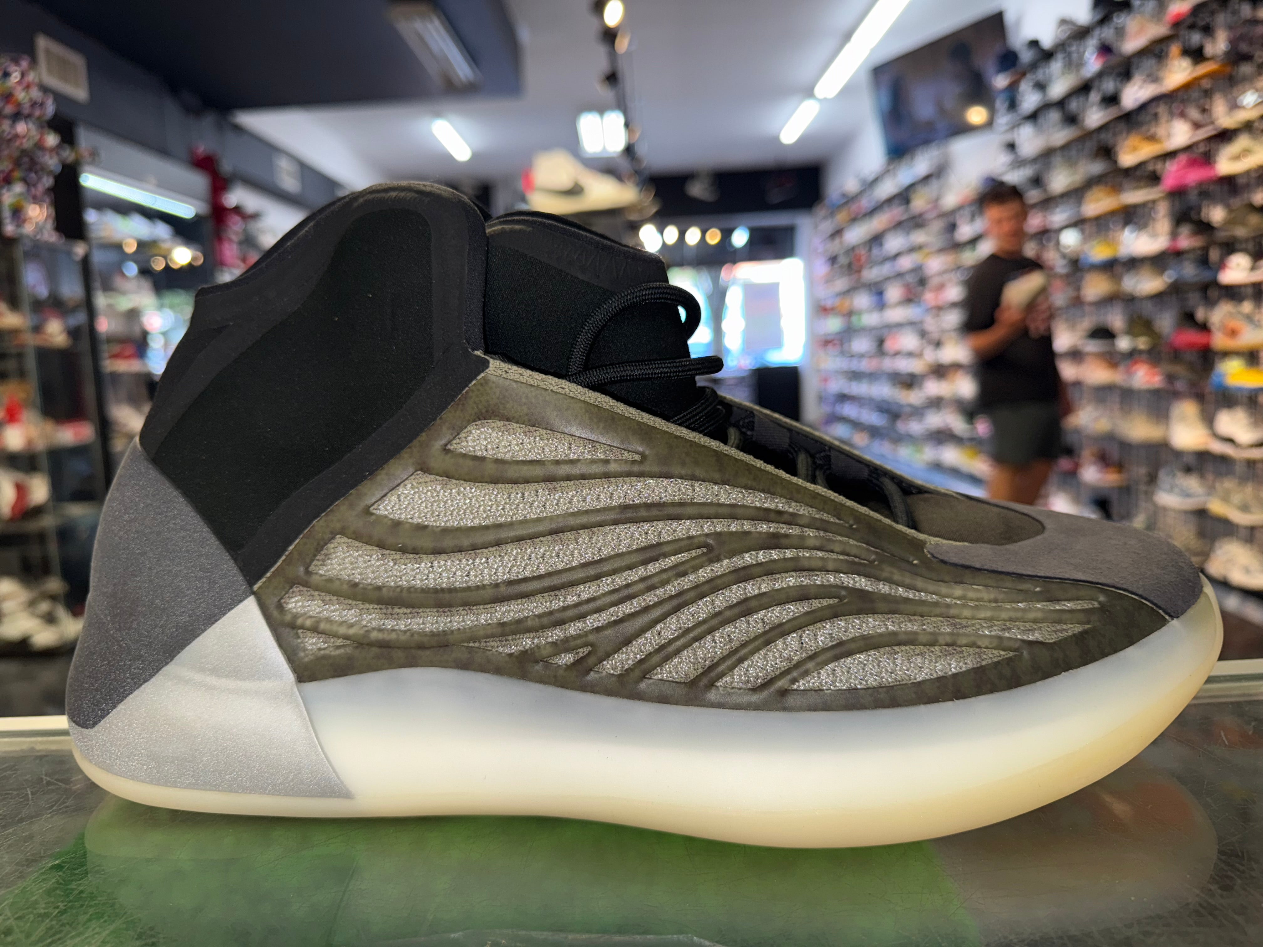 Size 15 Adidas Yeezy QNTM “Barium” Brand New