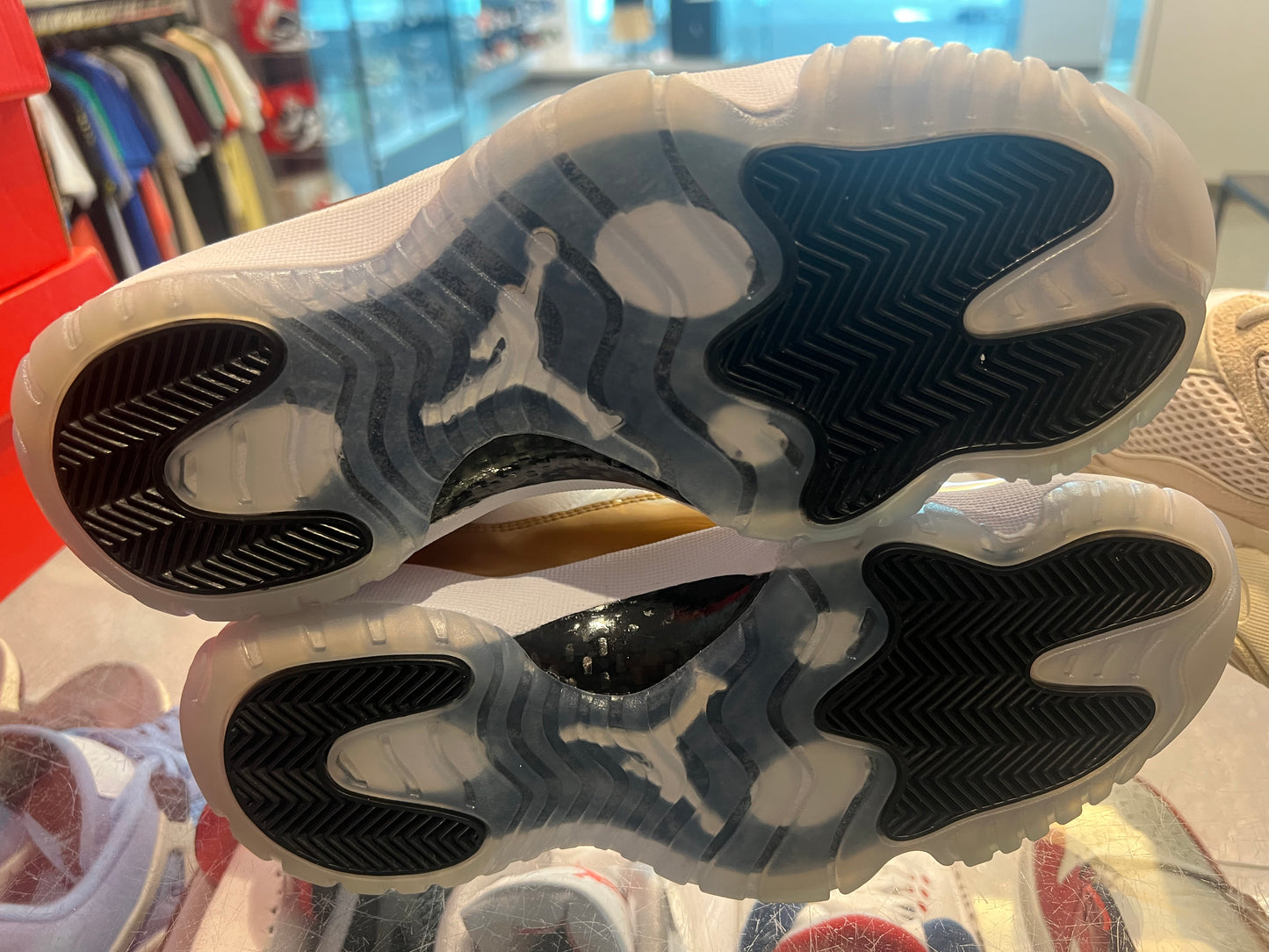 Size 8 Air Jordan 11 Low “Closing Ceremony” (Mall)