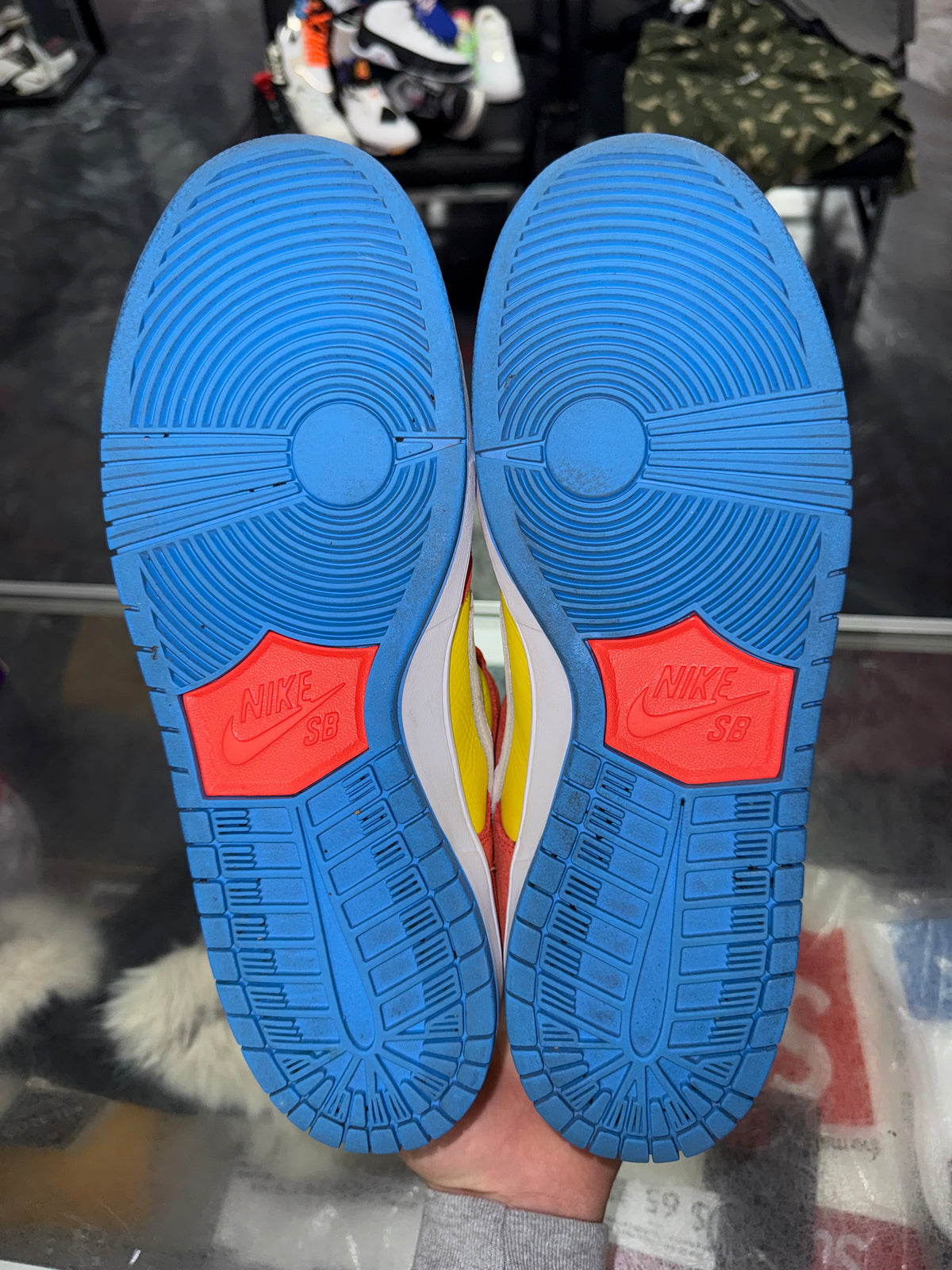 Nike Dunk Low SB Bart Simpson sneaker, pre-owned, size 12 – view 7
