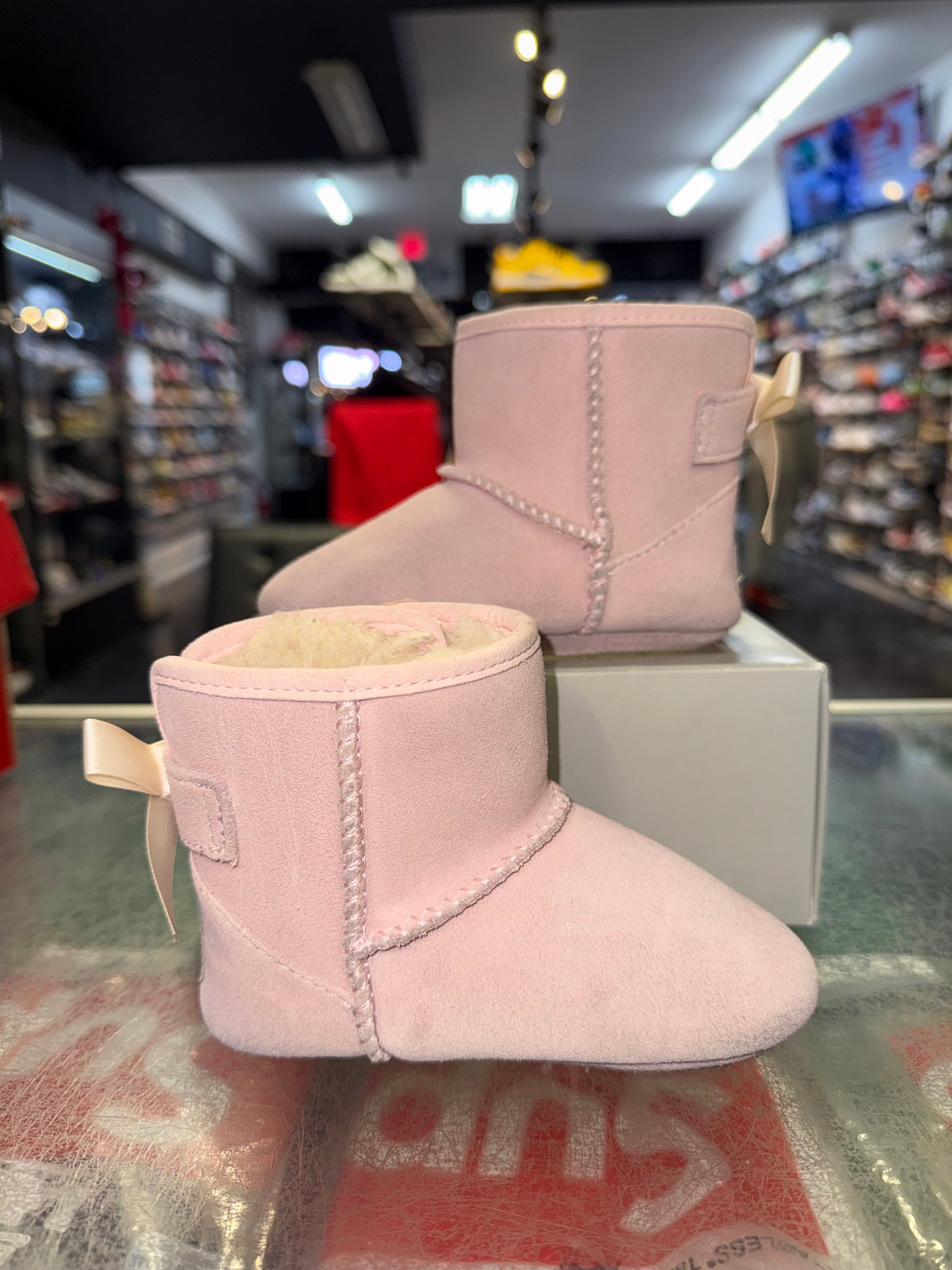 Size 5c UGG Bow II "Pink" (TD)