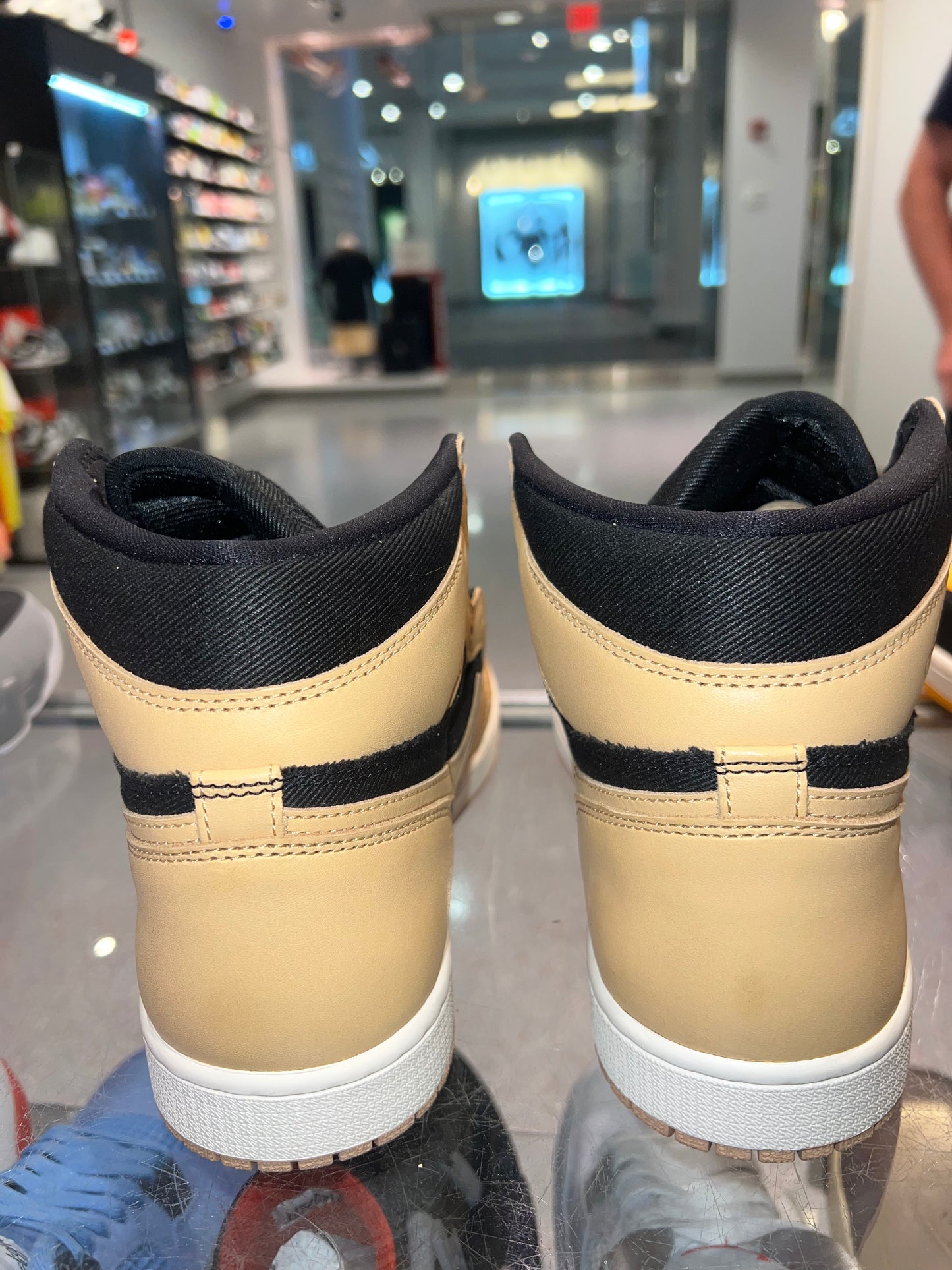 Size 10 Air Jordan 1 “Heriloom” Brand New (Mall)