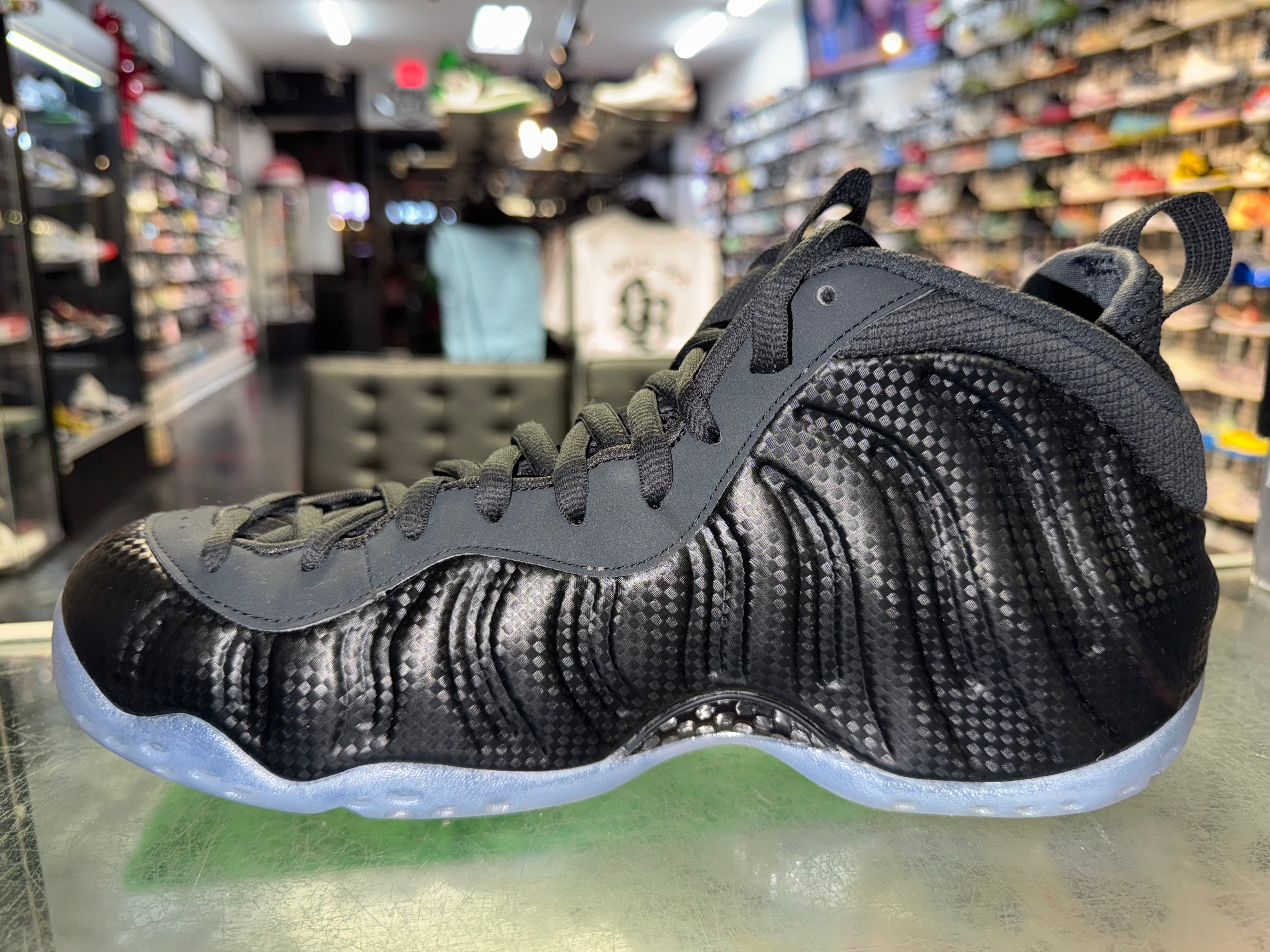 Size 10 Foamposite One "Carbon Fiber"