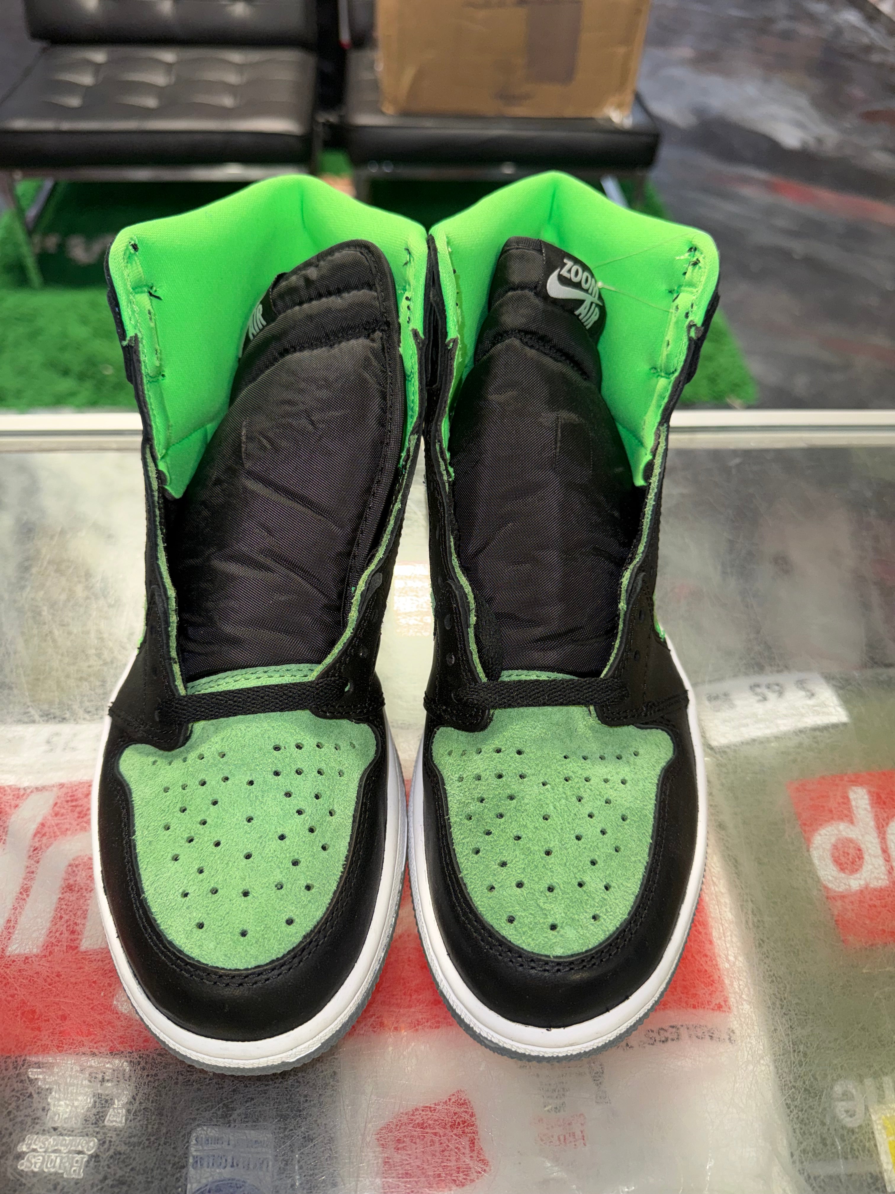 Size 8.5 Air Jordan 1 "Zen Green" Brand New