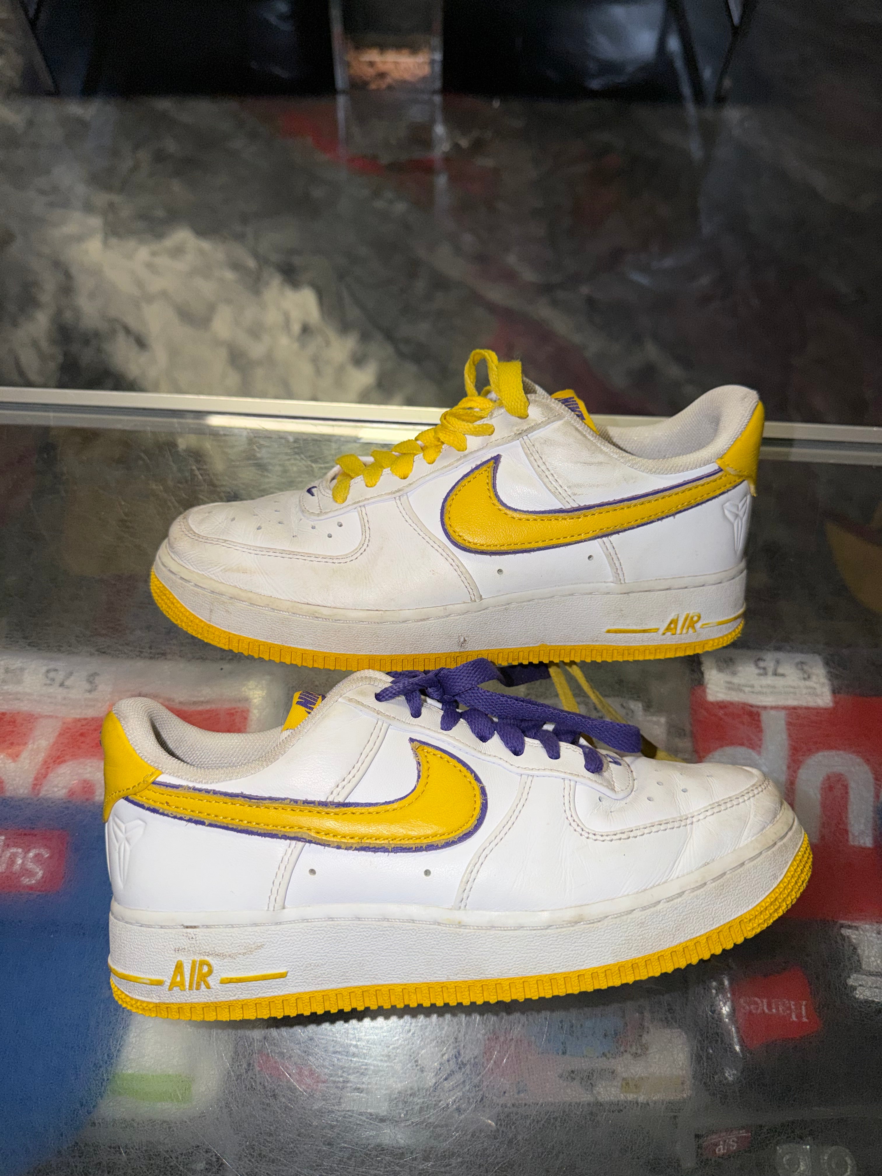Size 6 AF1 Kobe Bryant - NB