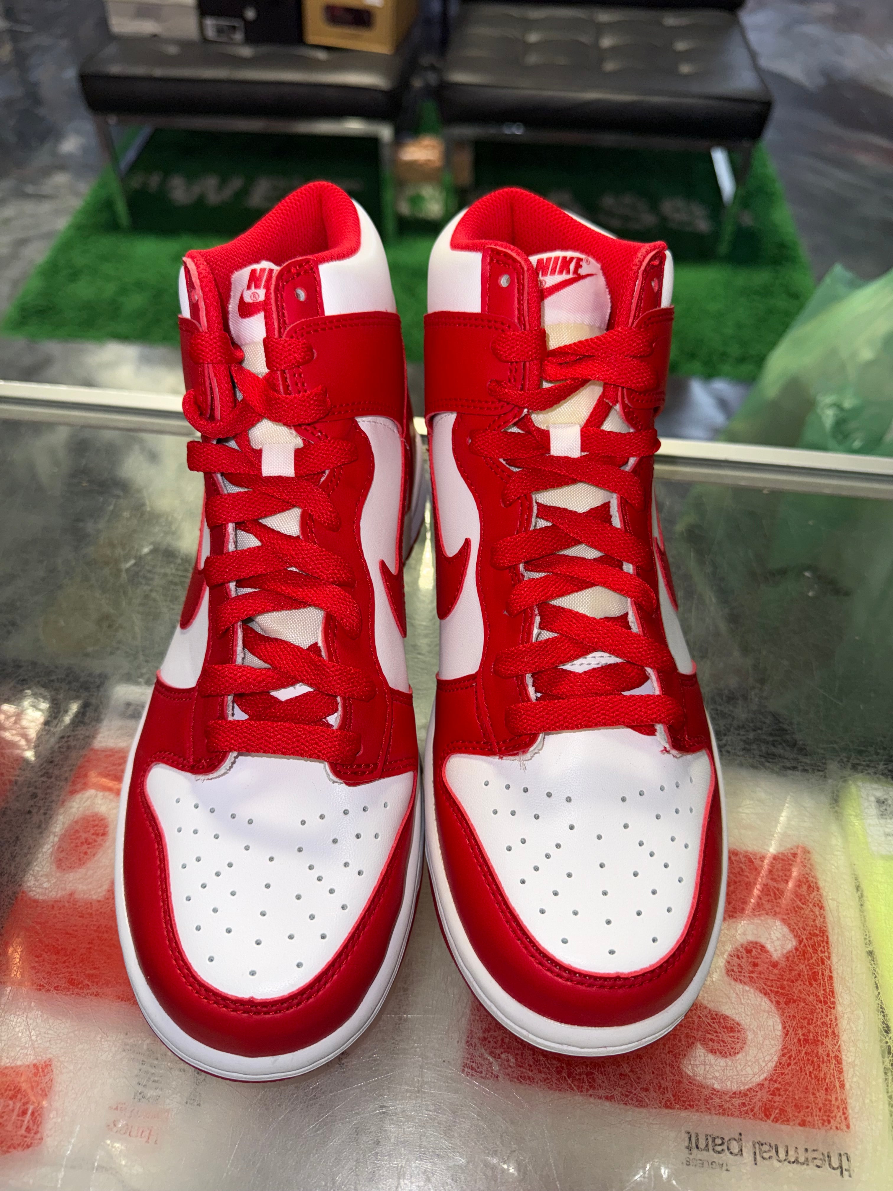 Size 7y Dunk High "Championship Red" Brand New