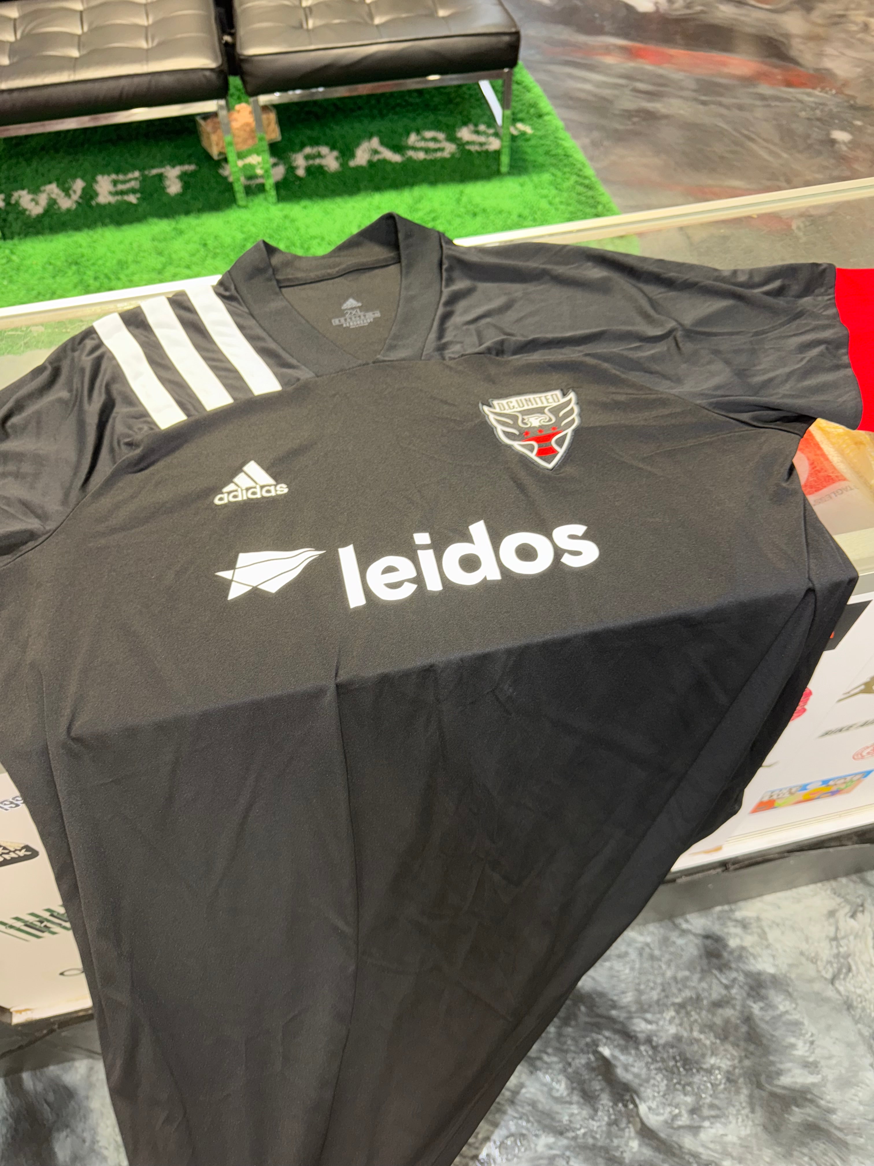 2XL Adidas DC United Jersey