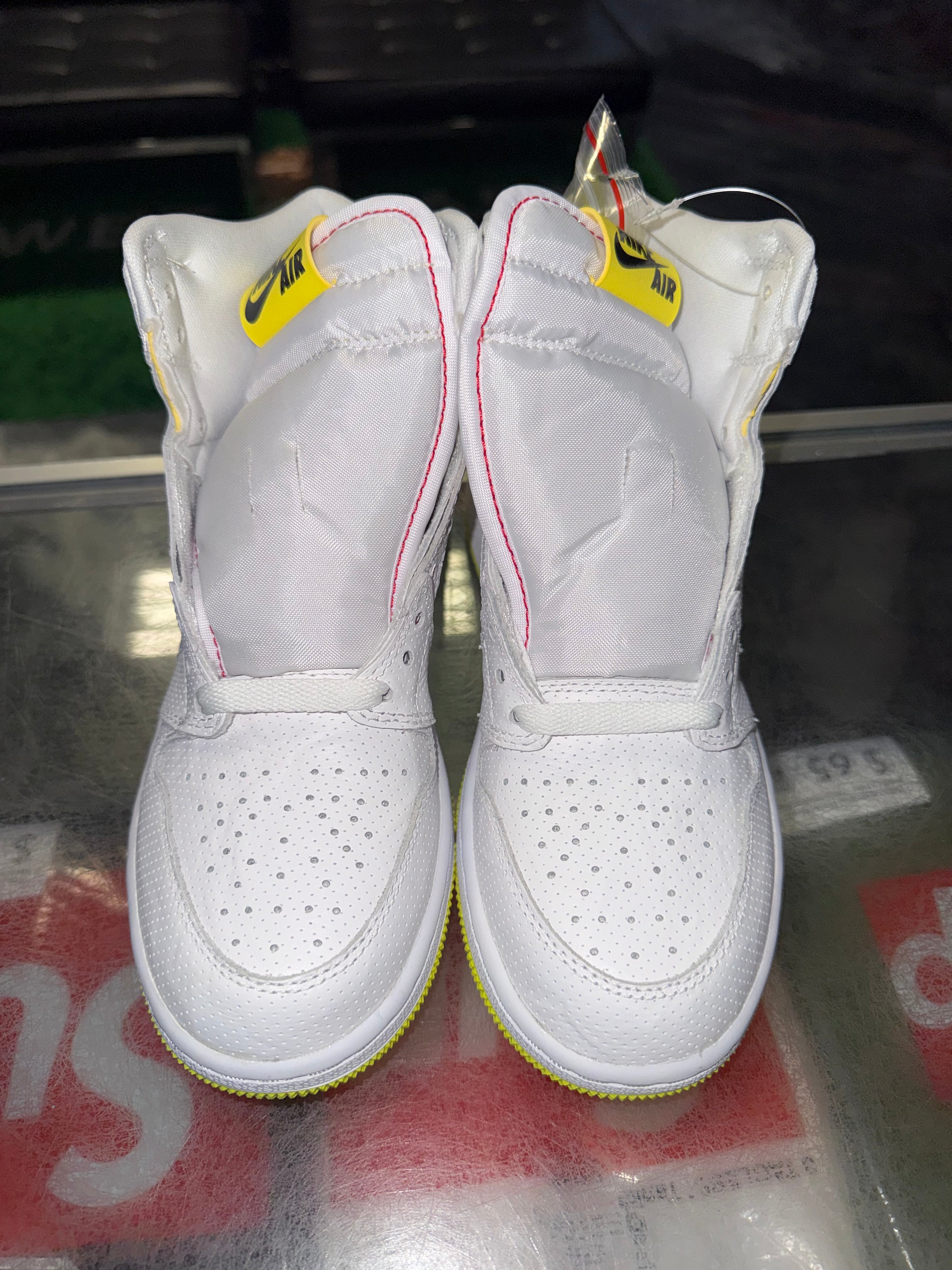 Size 4y Air Jordan 1 “First Class Flight” Brand New