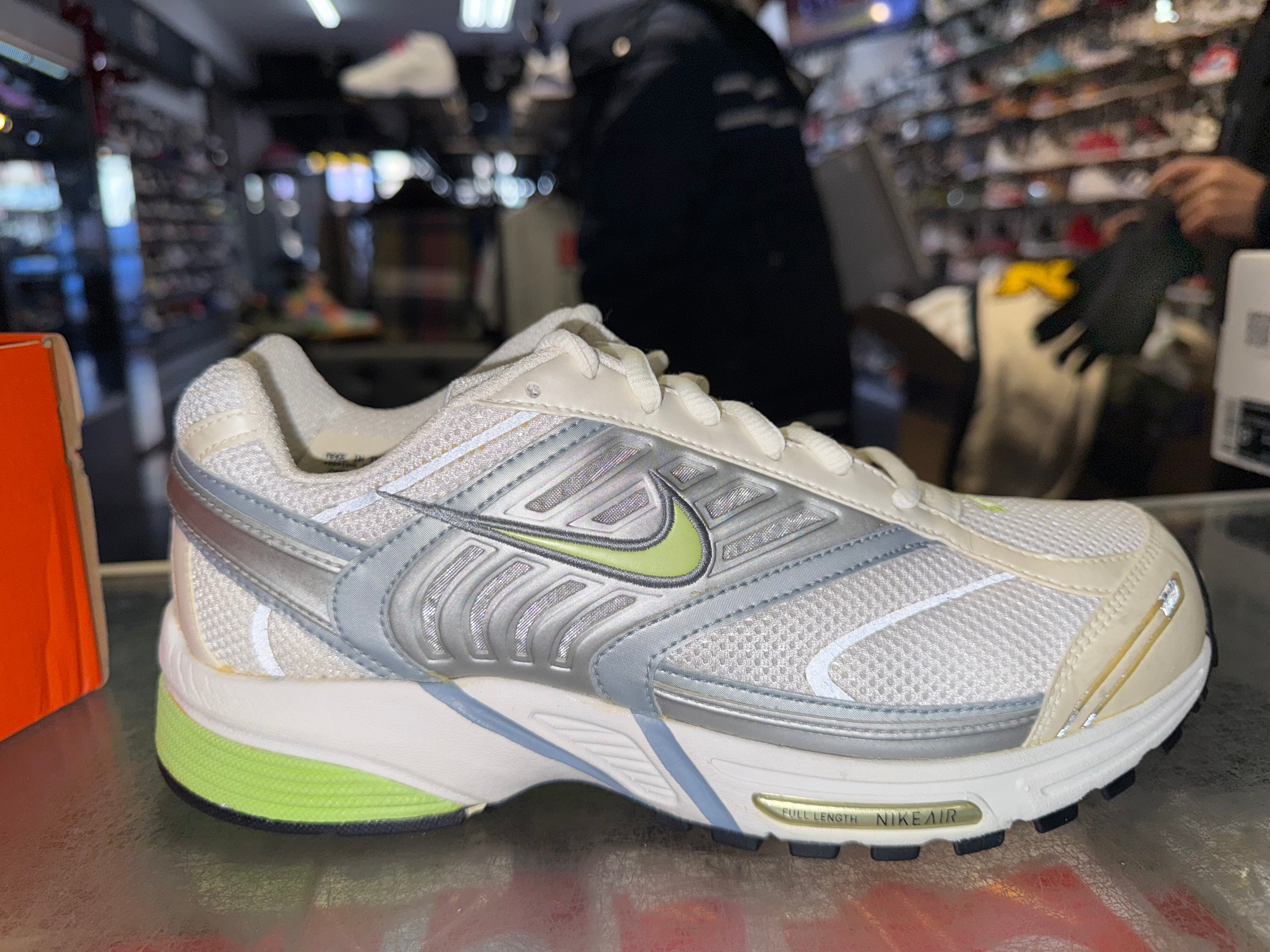 Size 8.5 (10W) Niek Air Pegasus 2005 NEW