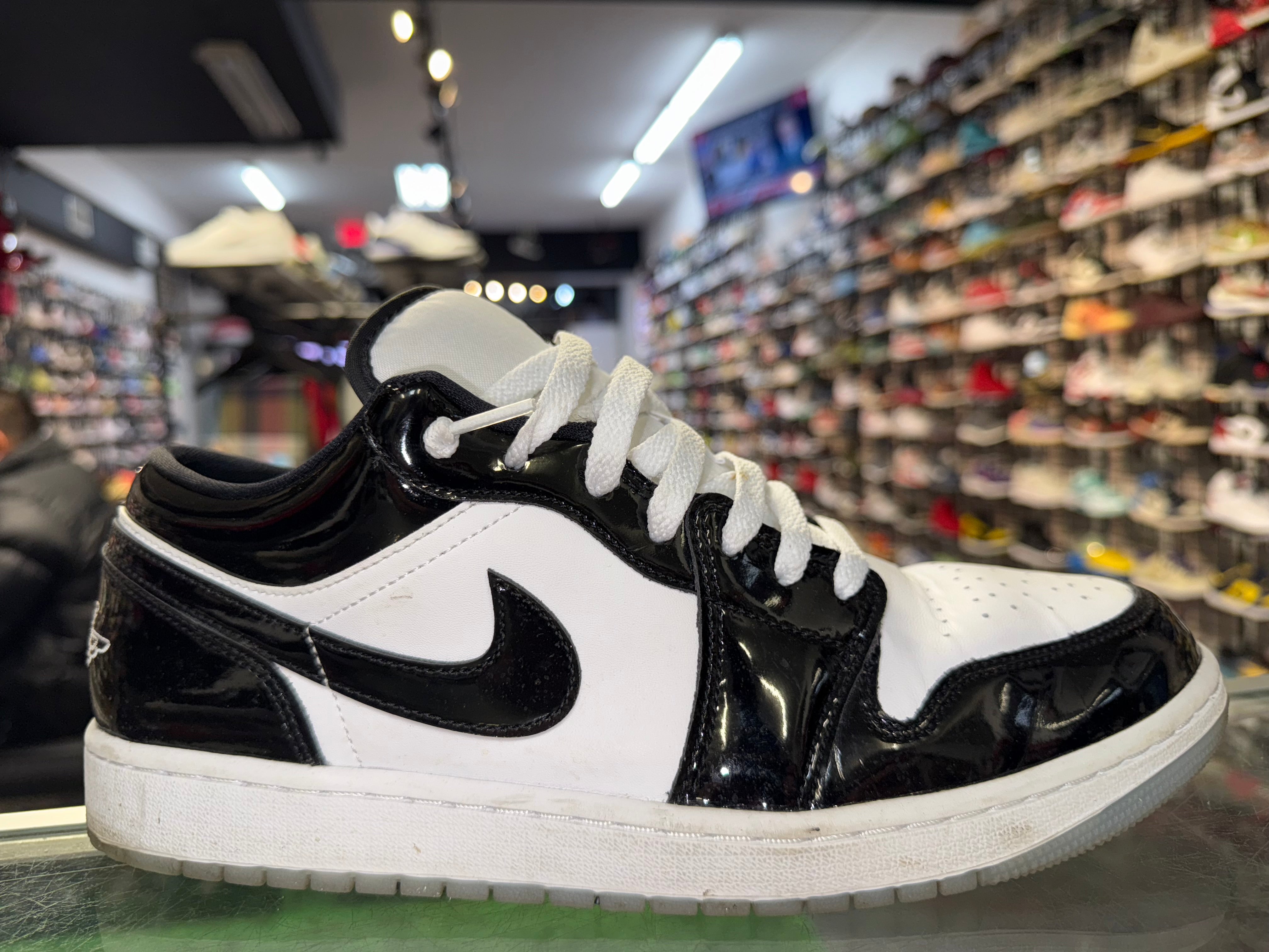 Size 11.5 Air Jordan 1 Low "Concord" - NB