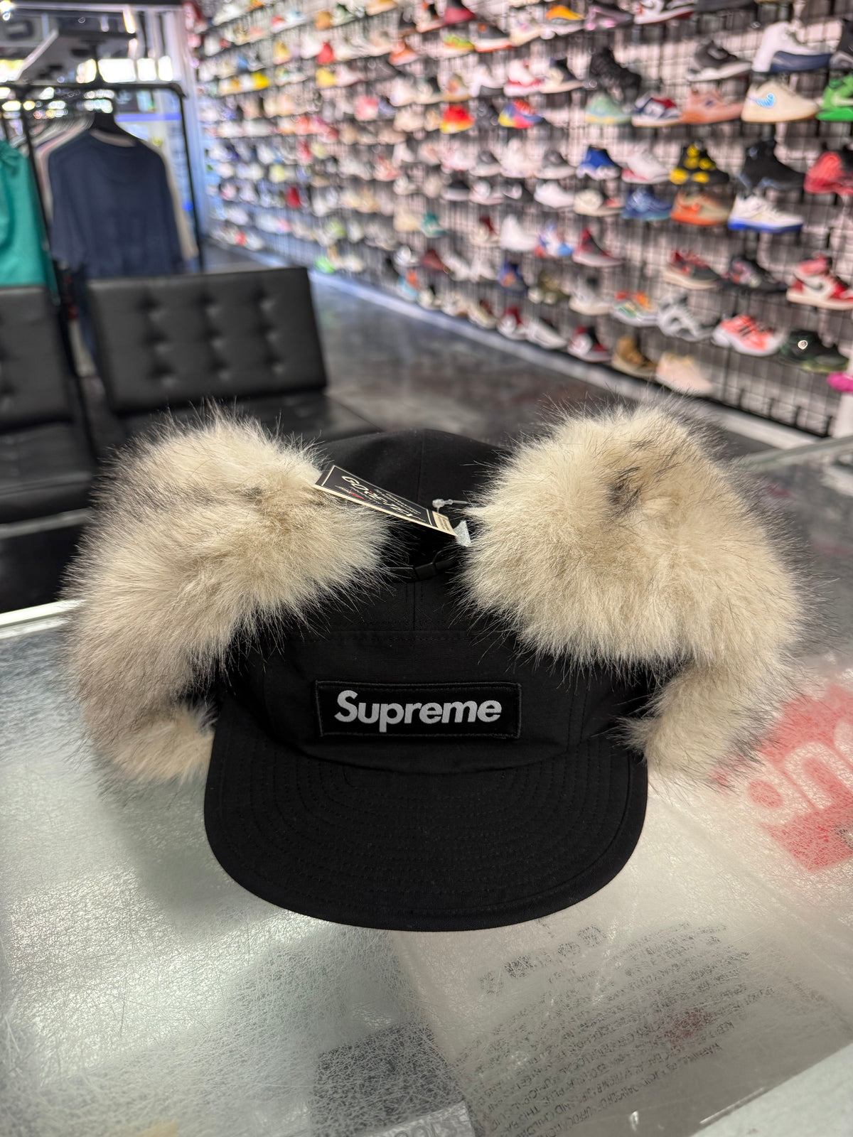 Supreme Gore-Tex Earflap Hat Black, new, size M/L – view 2