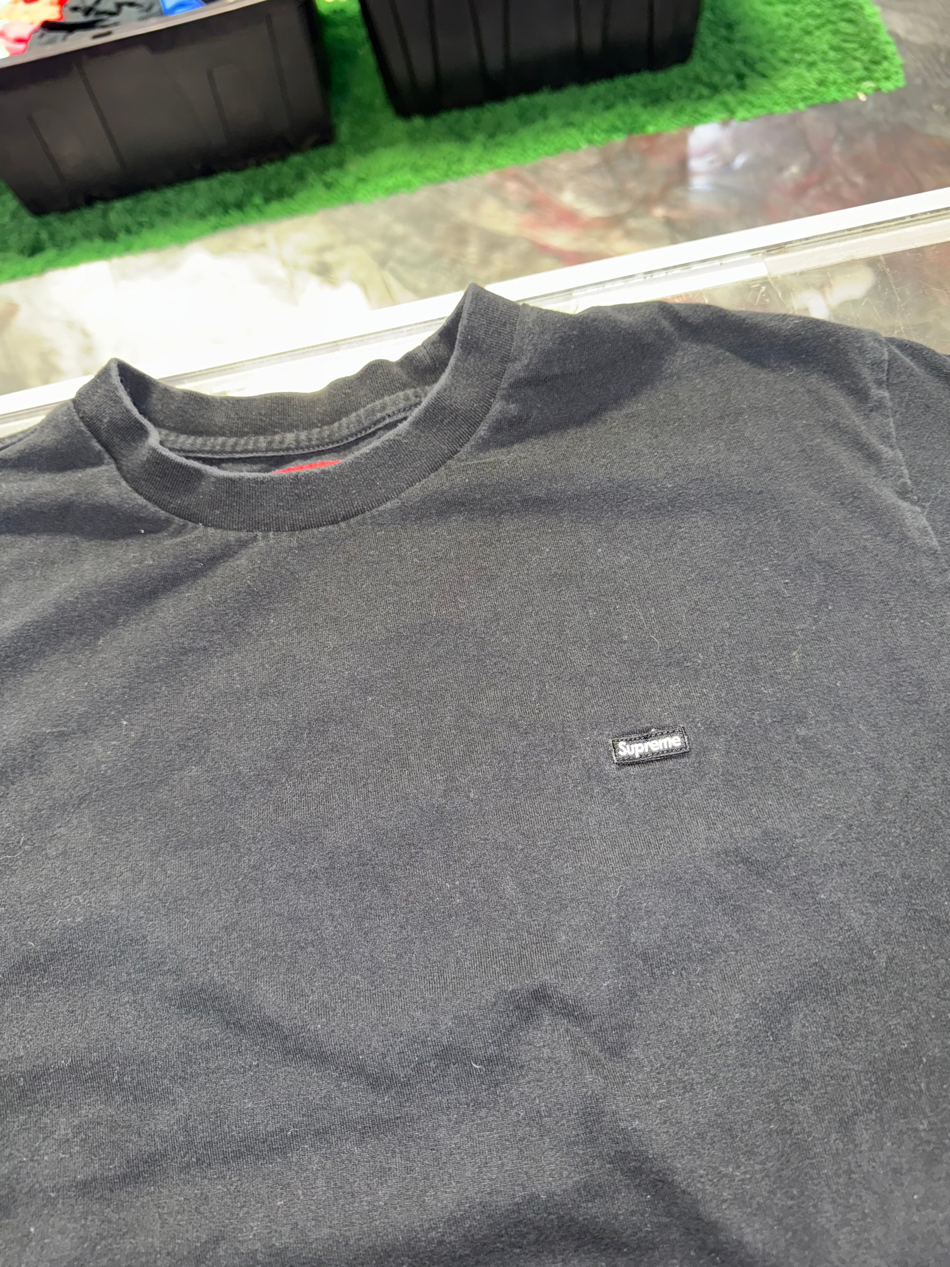 Size L Supreme Small Box Tee “Black”