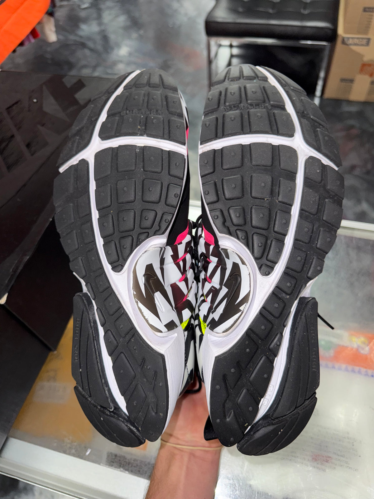 Air Presto Mid Acronym Racer Pink sneaker, pre-owned, size 10 – view 7