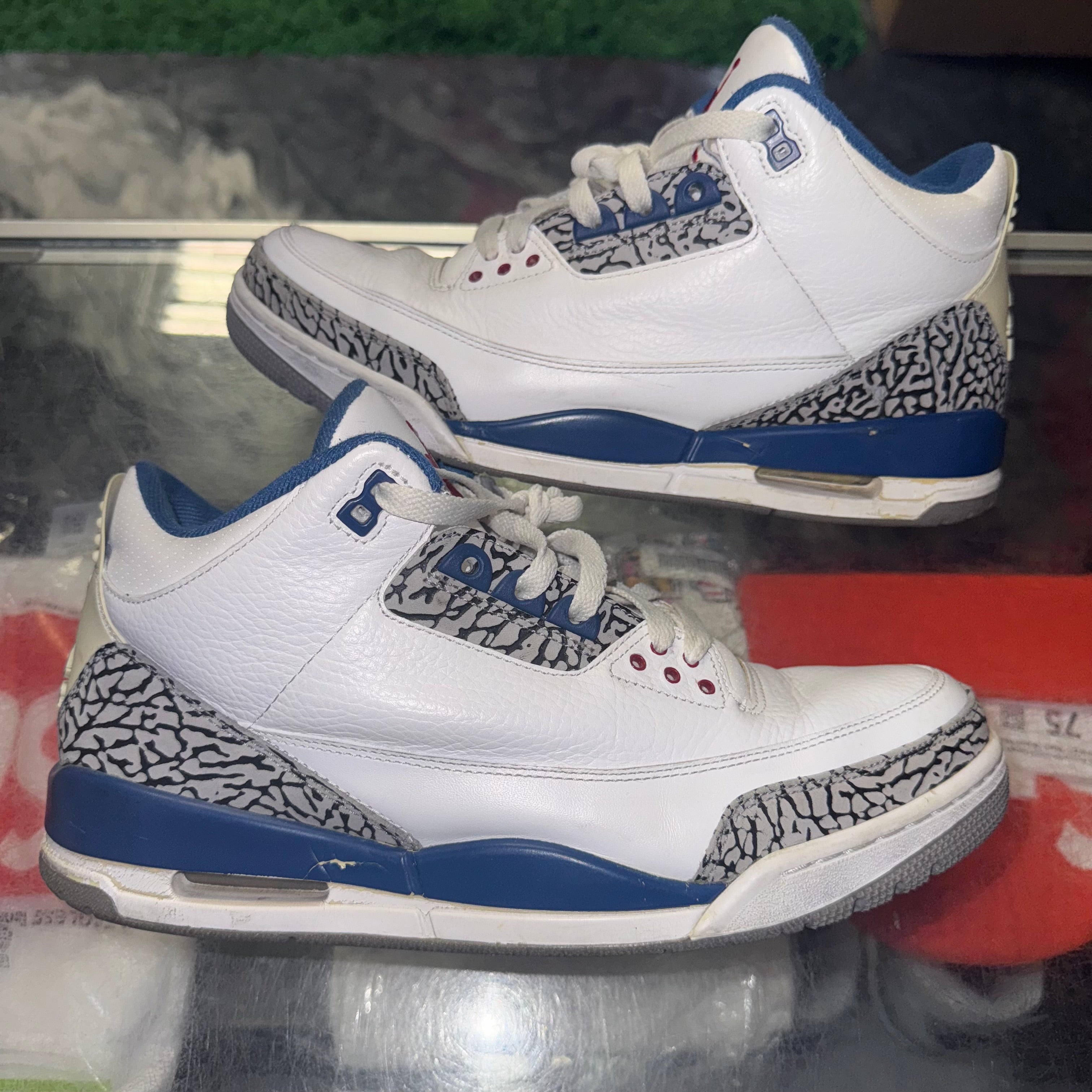 Size 11.5 AJ 3 True Blue 2011 - NB
