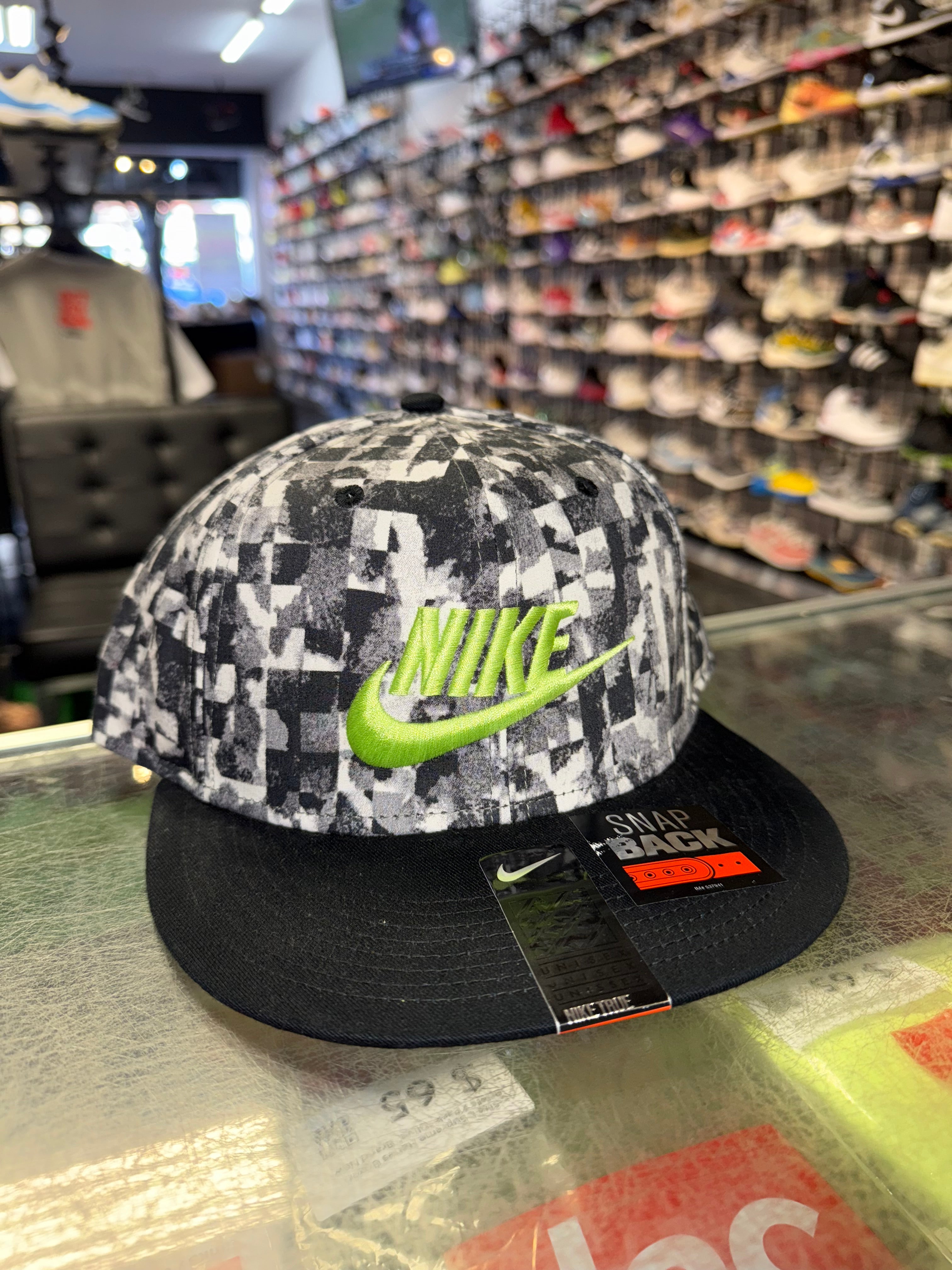 Size OS Nike SnapBack Hat “Volt Grey Black” Brand New