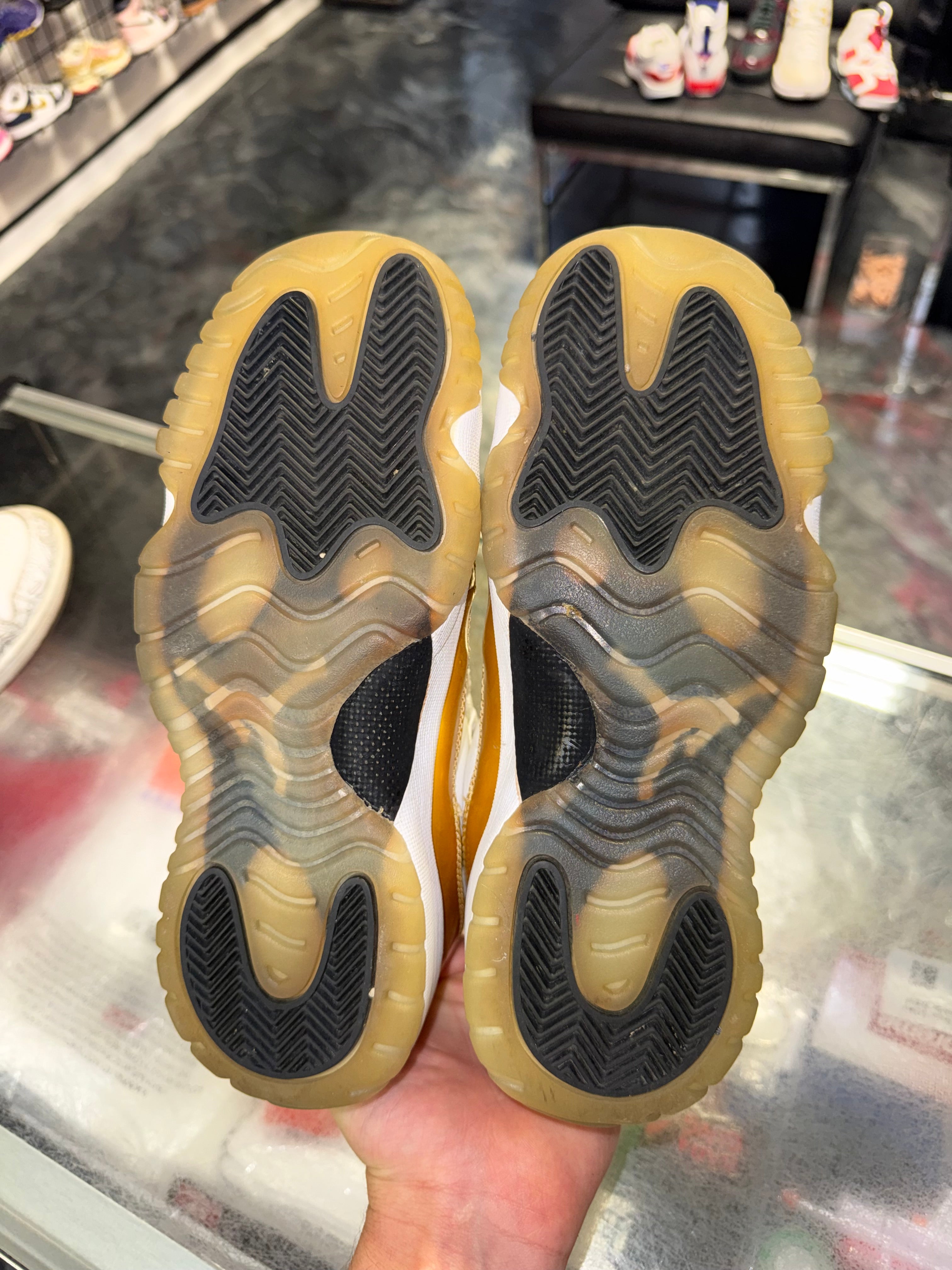 Size 6.5y Air Jordan 11 Low 