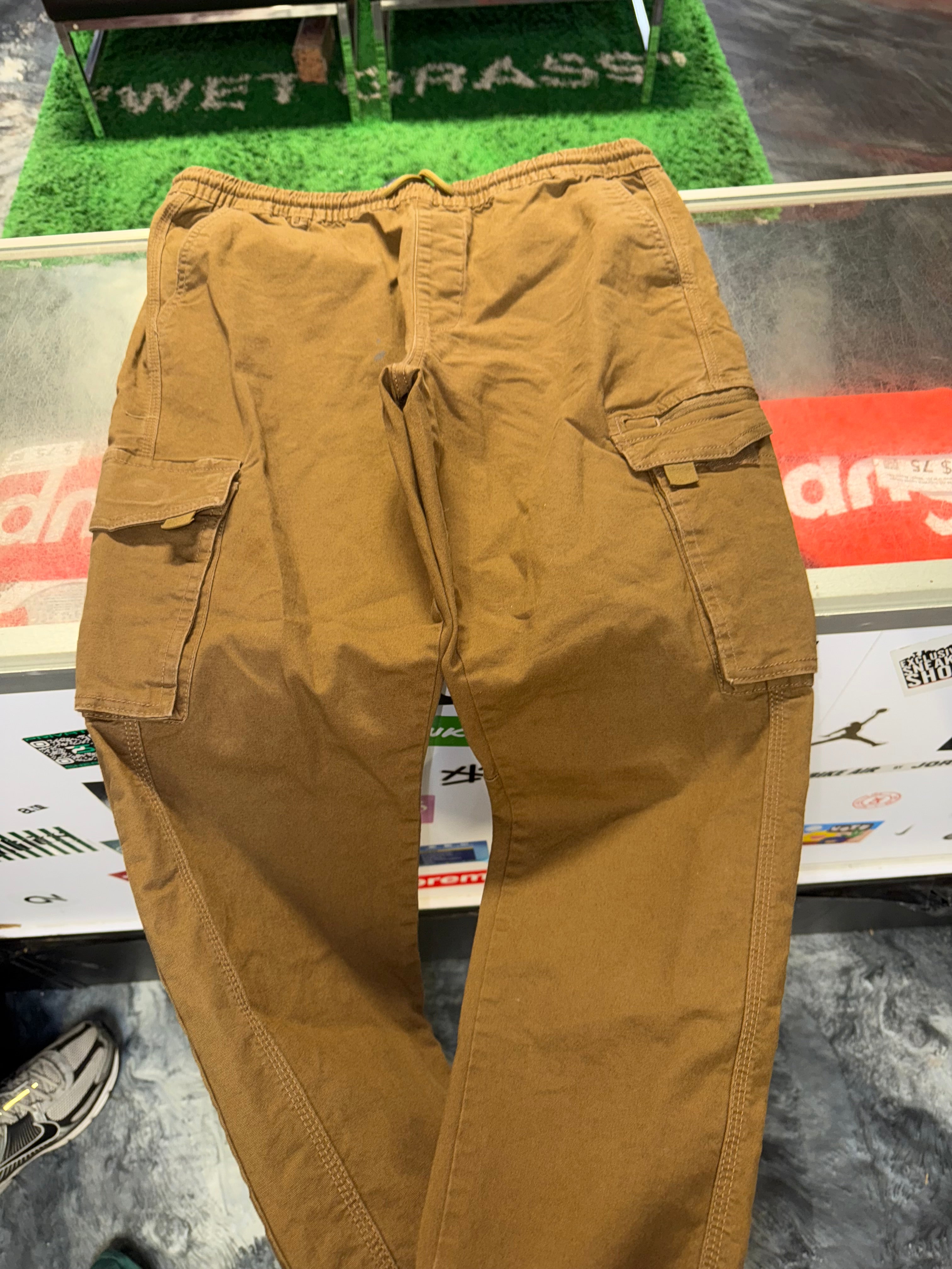 Size Large Cargo Pants Brown FREE