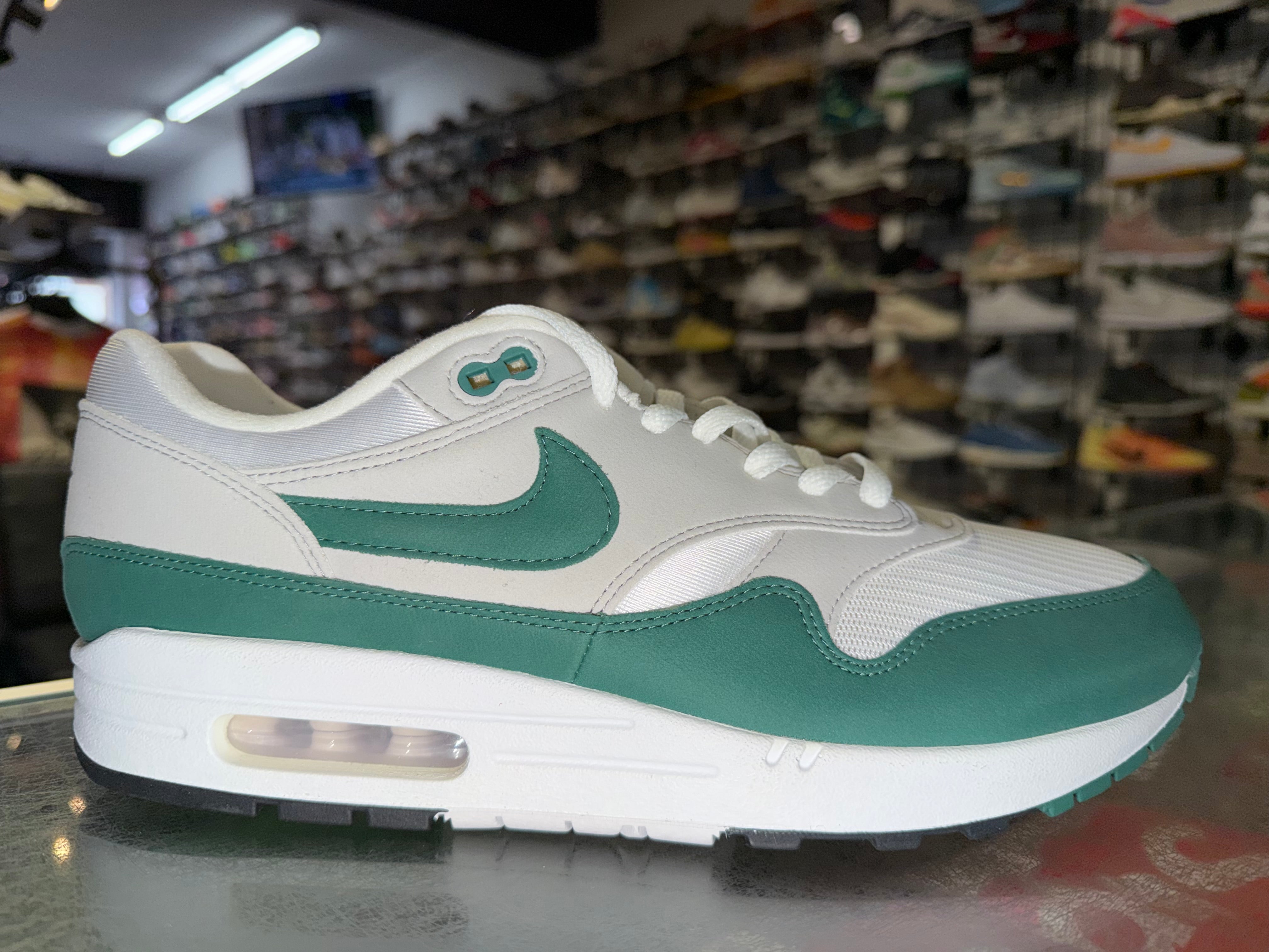 air max 1 anniversary size 11