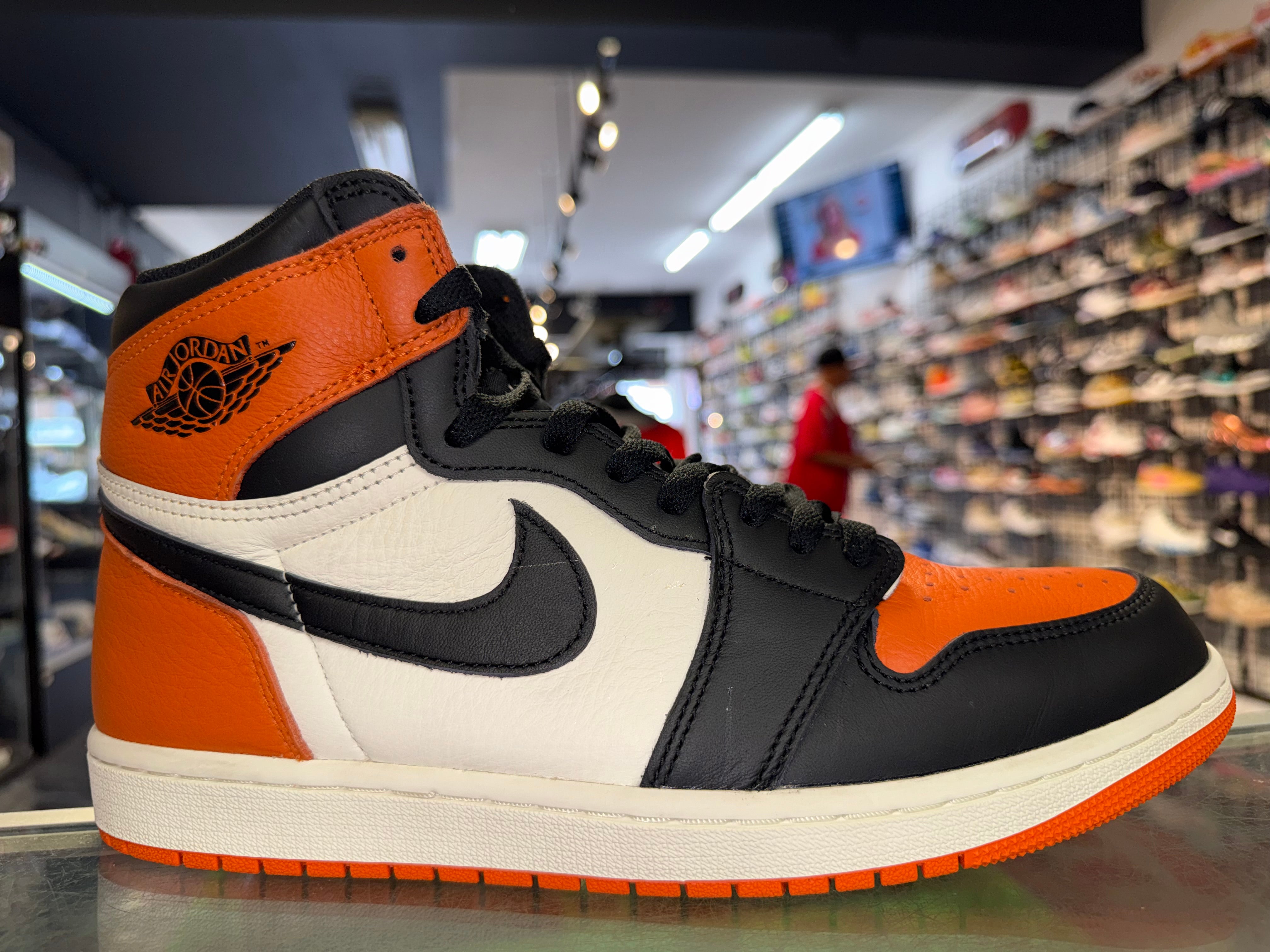 Size 11 Air Jordan 1 “Shattered Backboard” 2025
