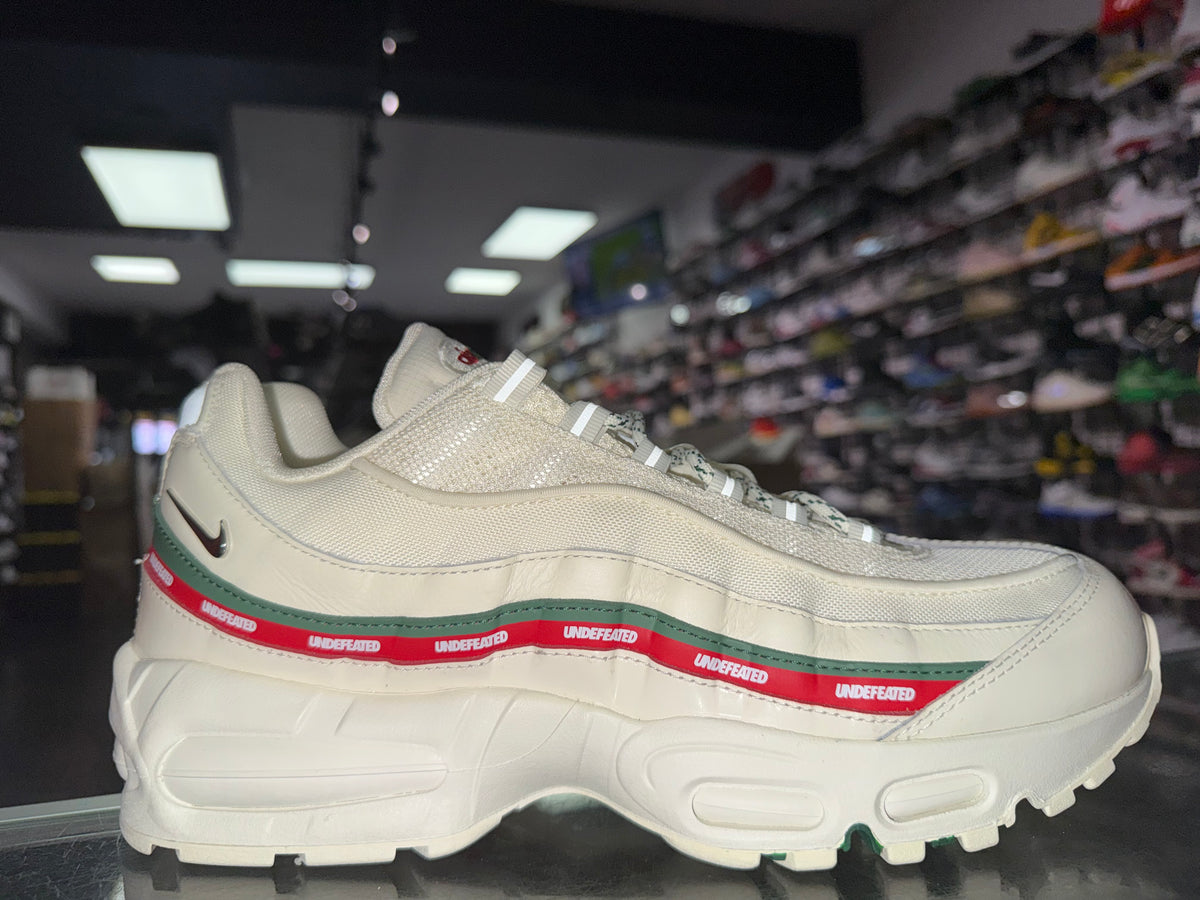 Nike Air Max 95 Undefeated Sail sneaker, pre-owned, size 10.5