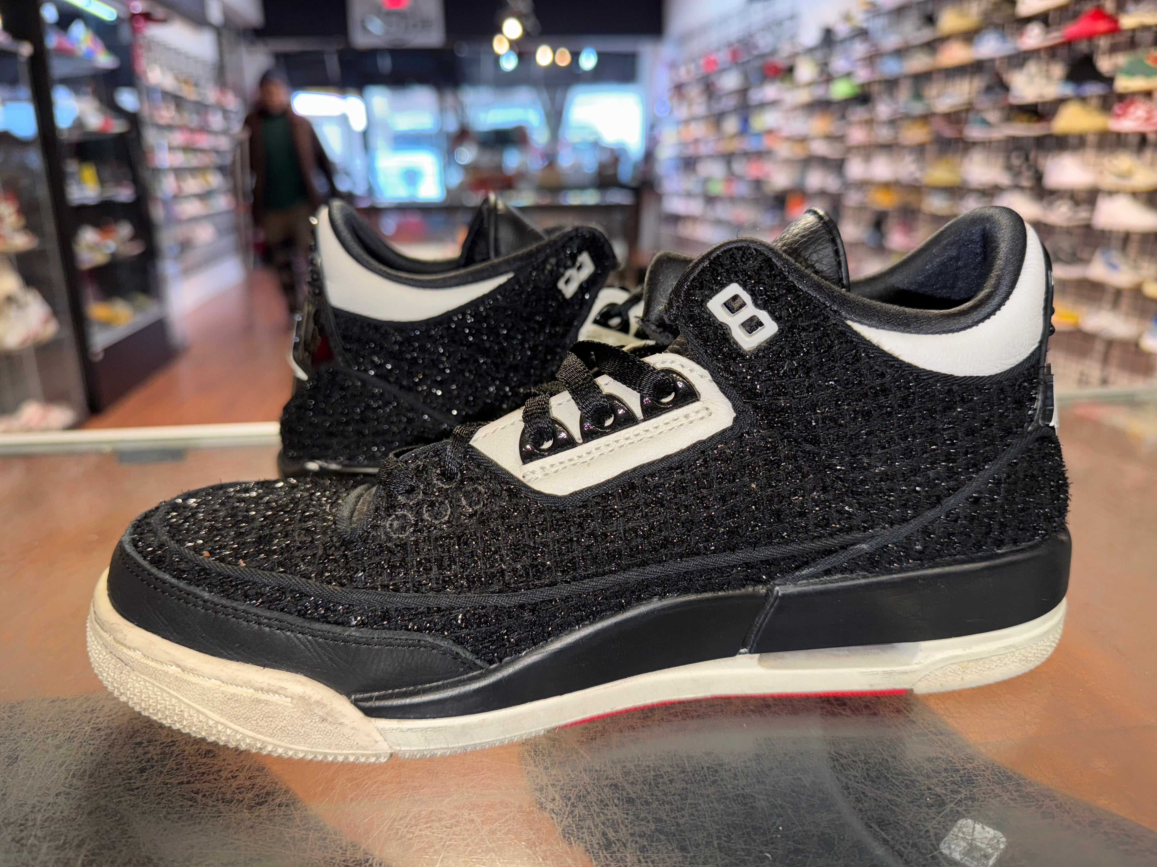 Size 8 (9.5W) Air Jordan 3 “Vogue”