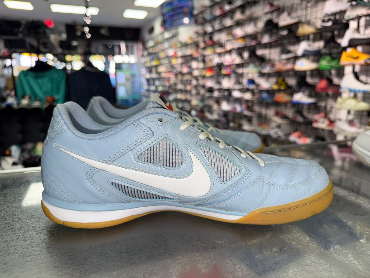 SB Gato Supreme Light Armory Blue sneaker, pre-owned, size 10 – view 3