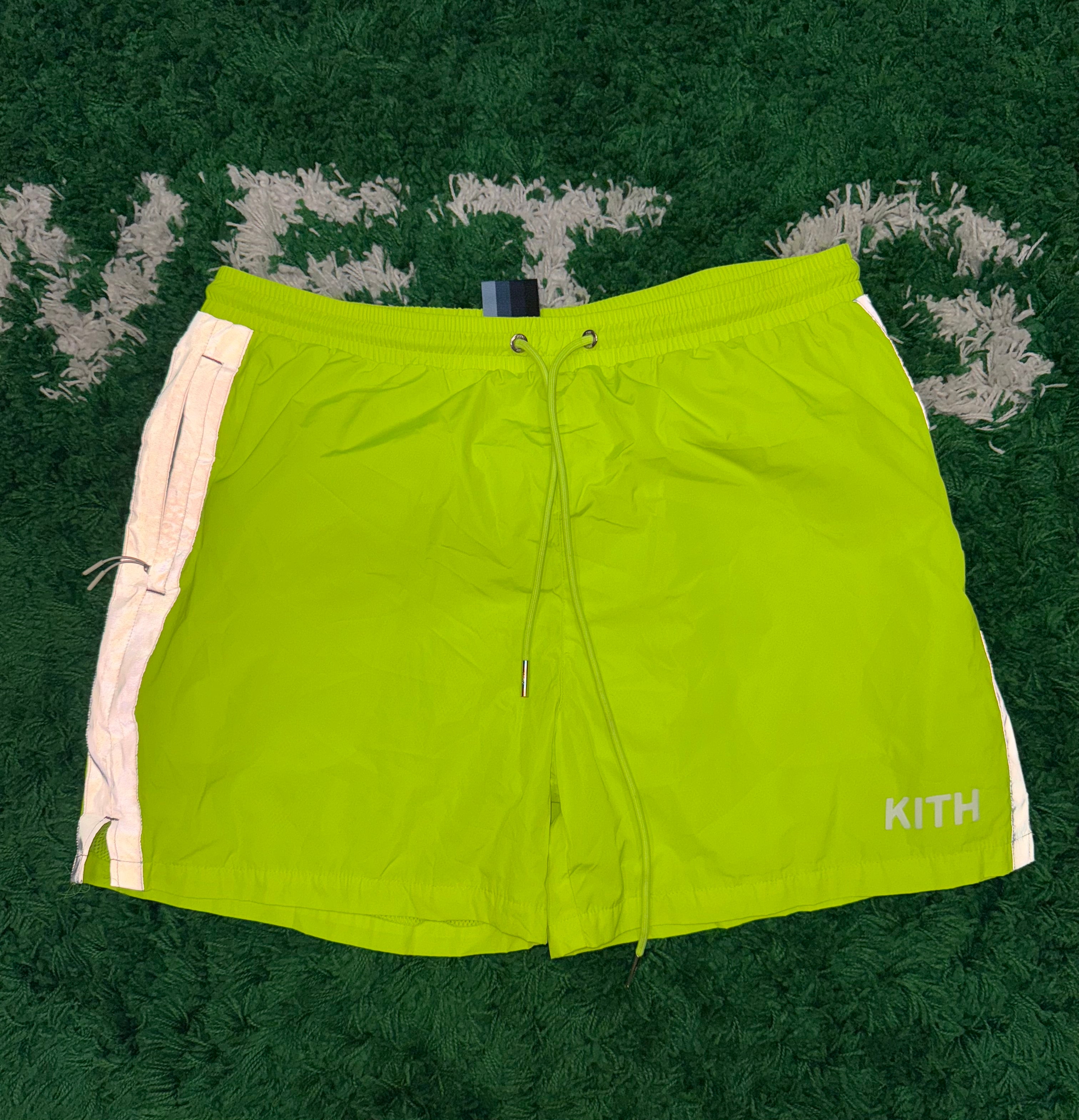 Size XL Kith Summer Active Short “Lime”