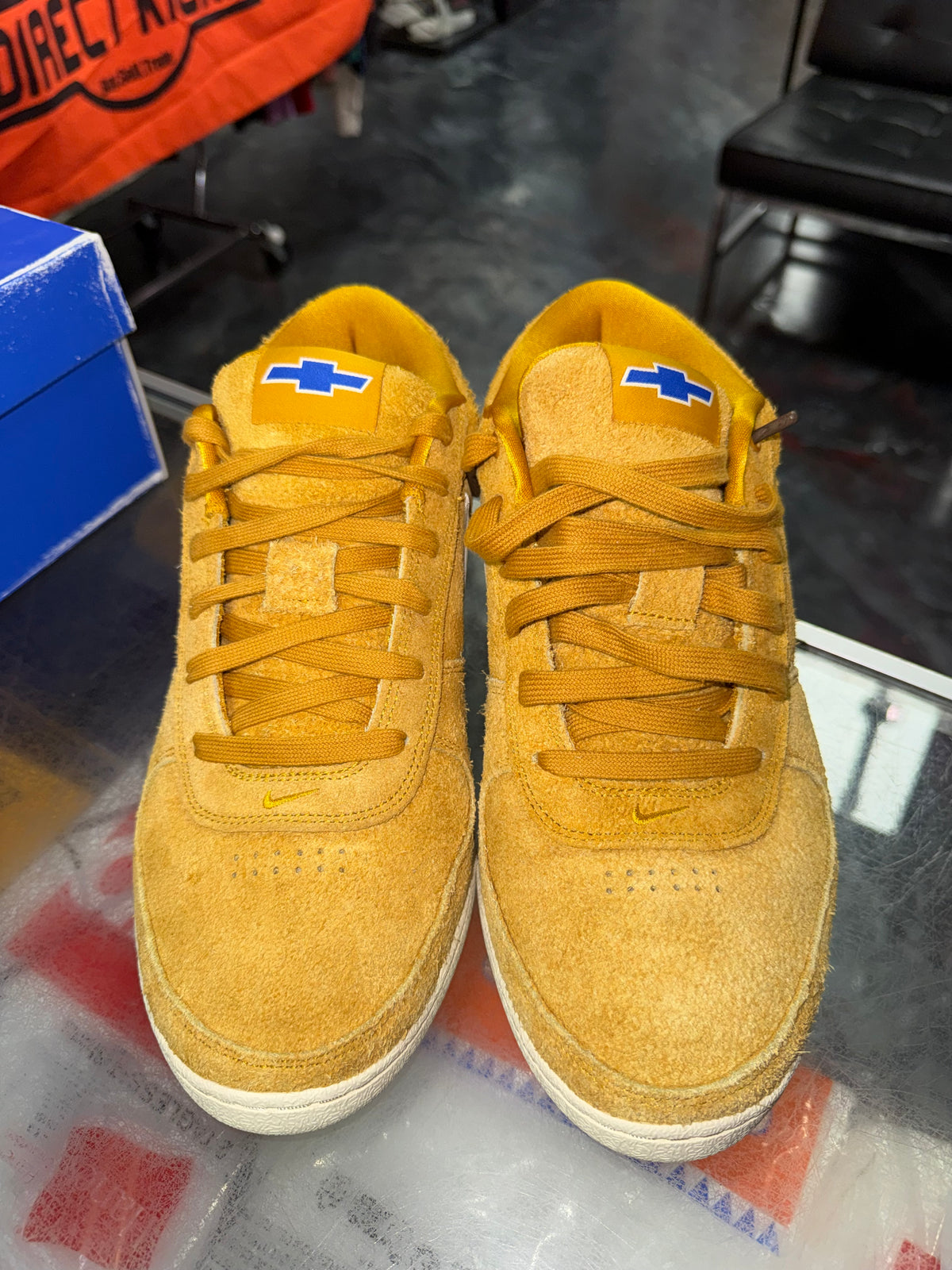 Nike Book 1 Chevrolet Gold Leaf sneaker, pre-owned, size 10.5 – view 5