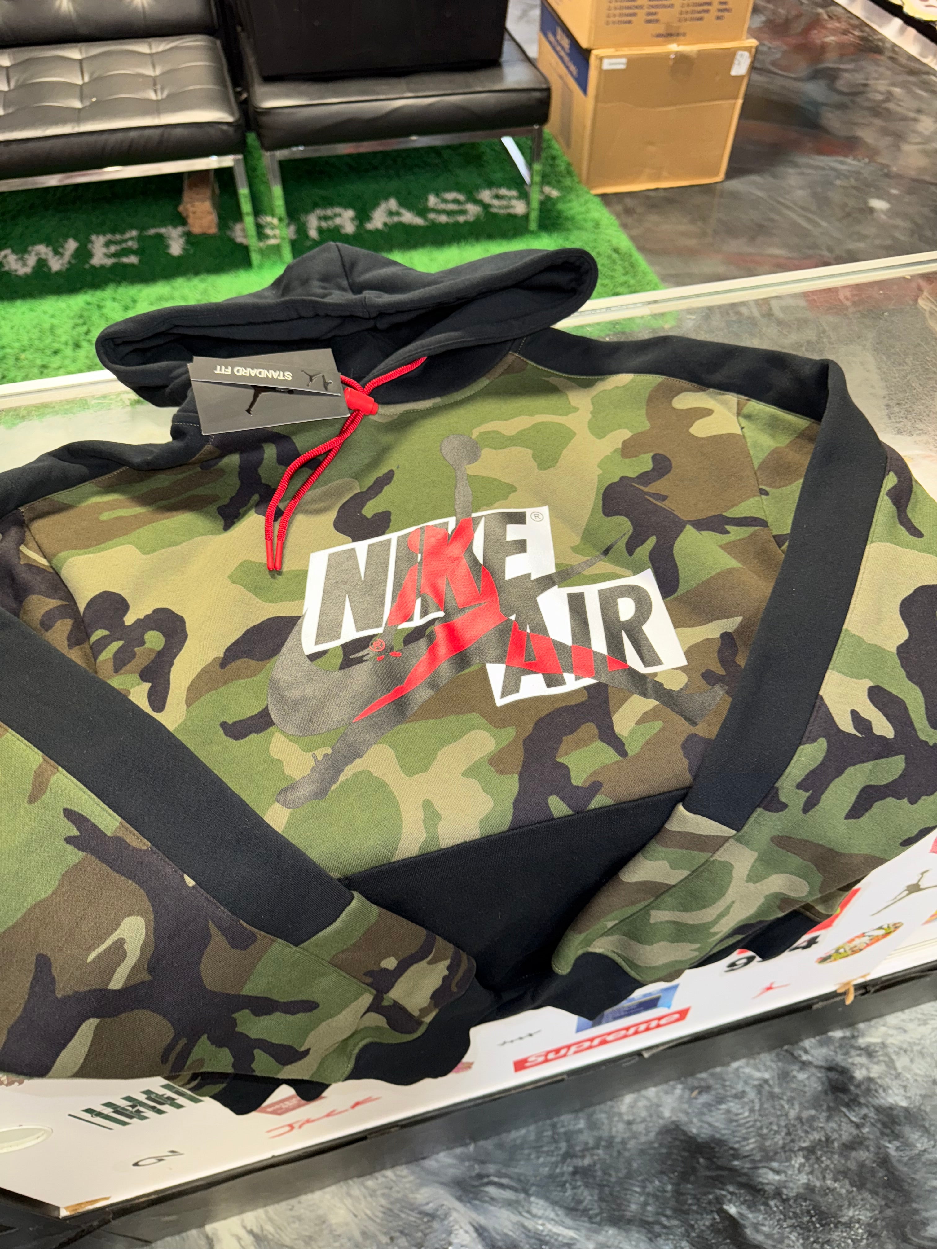 Size M Nike Air Jordan Hoodie “Camo” Brand New