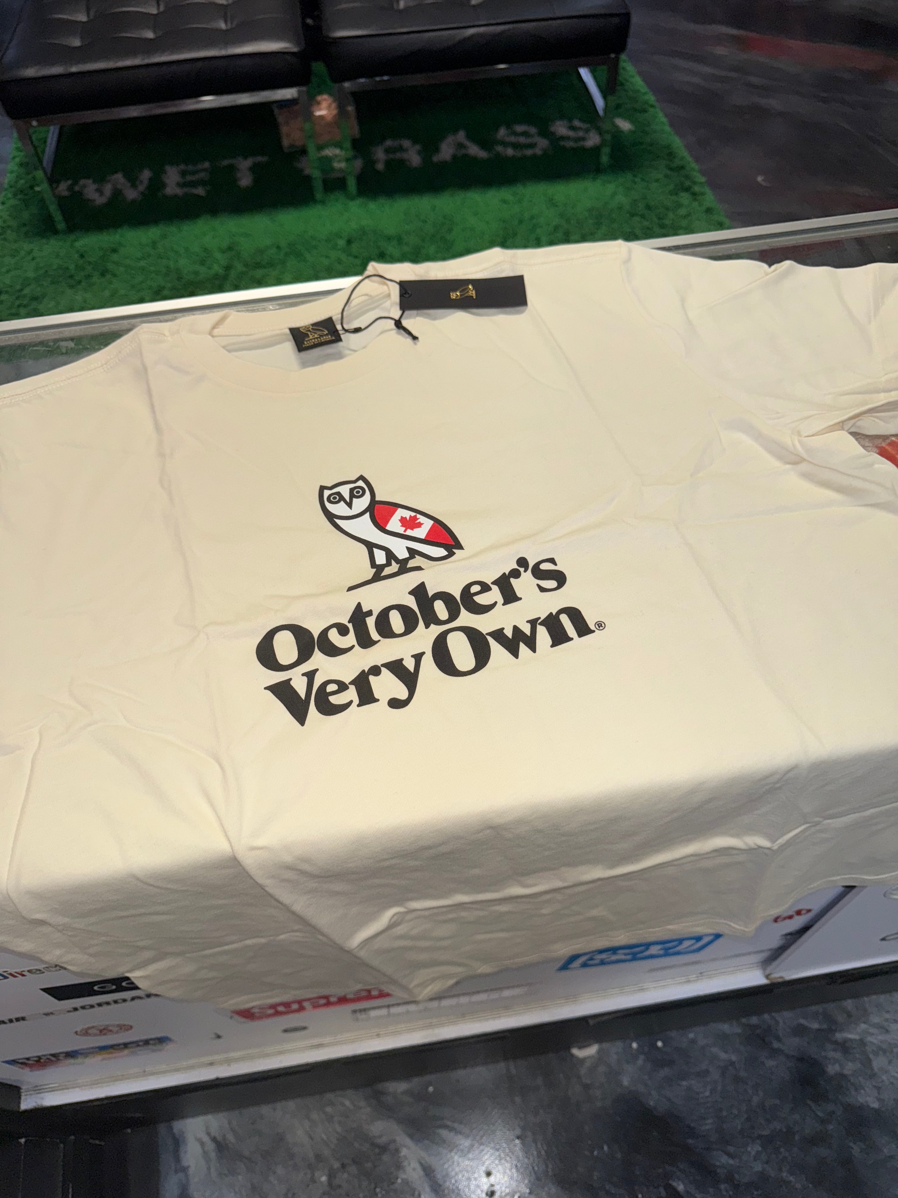 Size XL OVO Heritage Logo Tee “Cream” Brand New