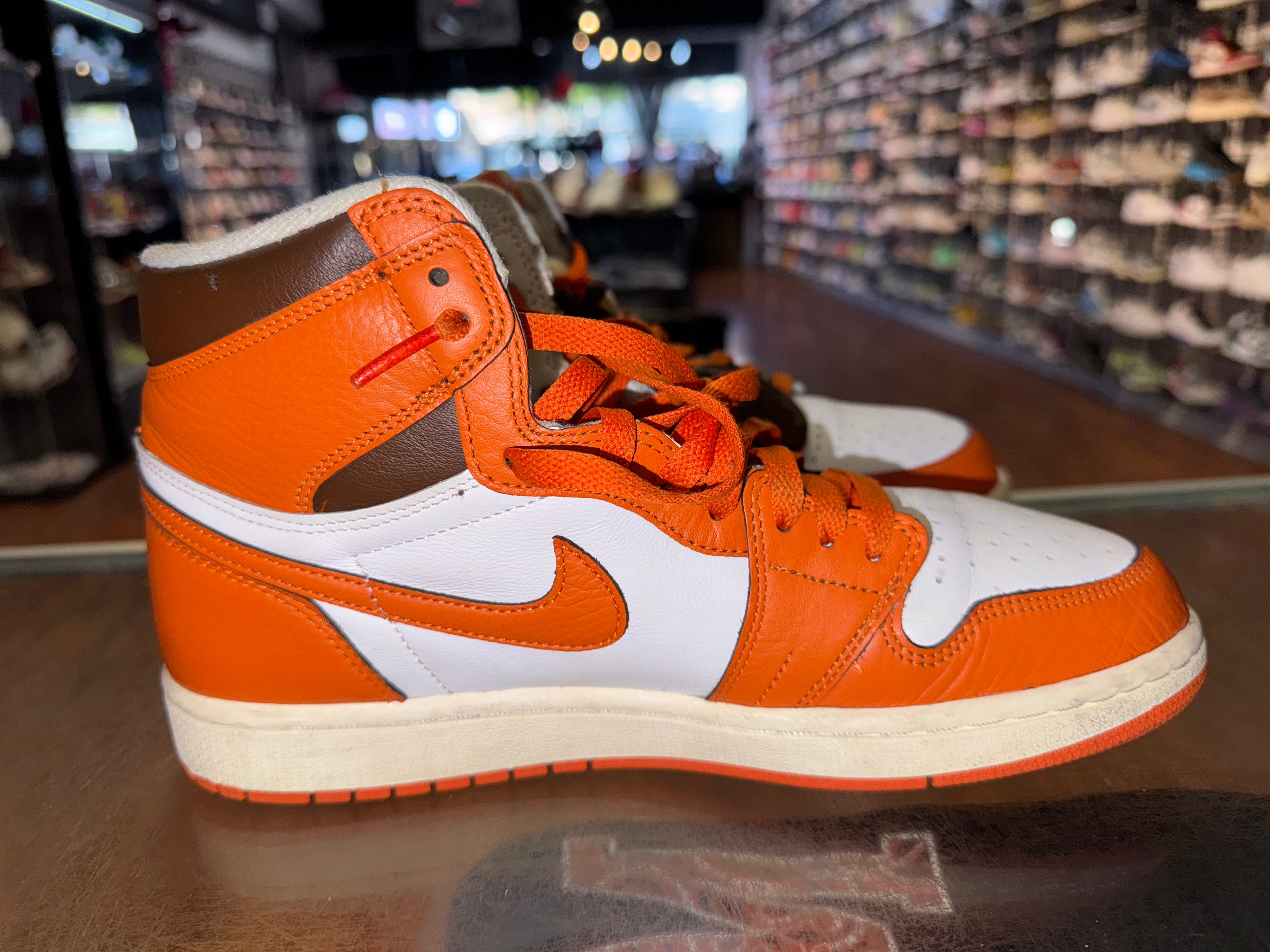 Size 9 (10.5W) Air Jordan 1 "Starfish"