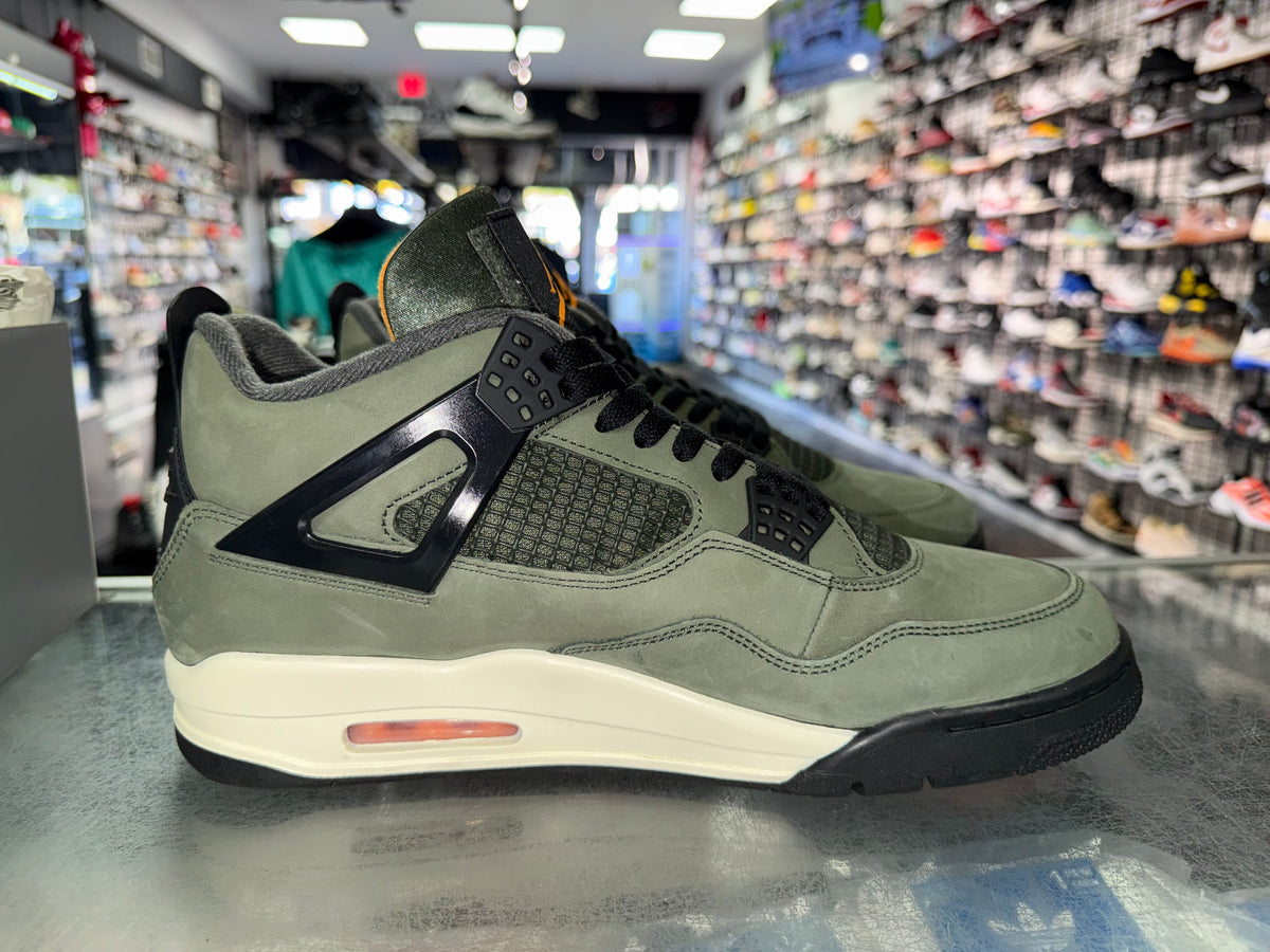 Air Jordan 4 Undefeated sneaker, pre-owned, size 12 – view 3