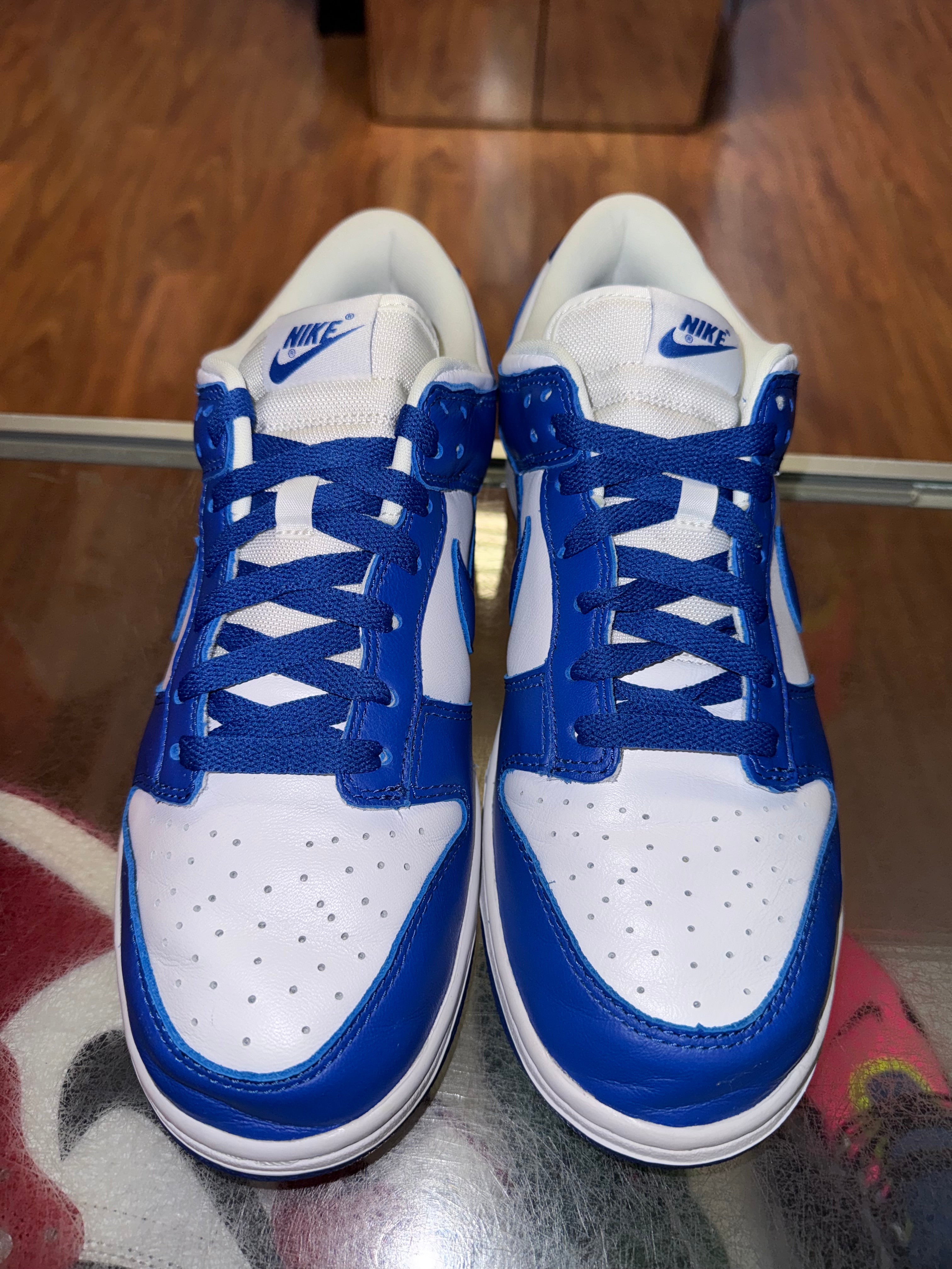 Size 10 Dunk Low "Kentucky"