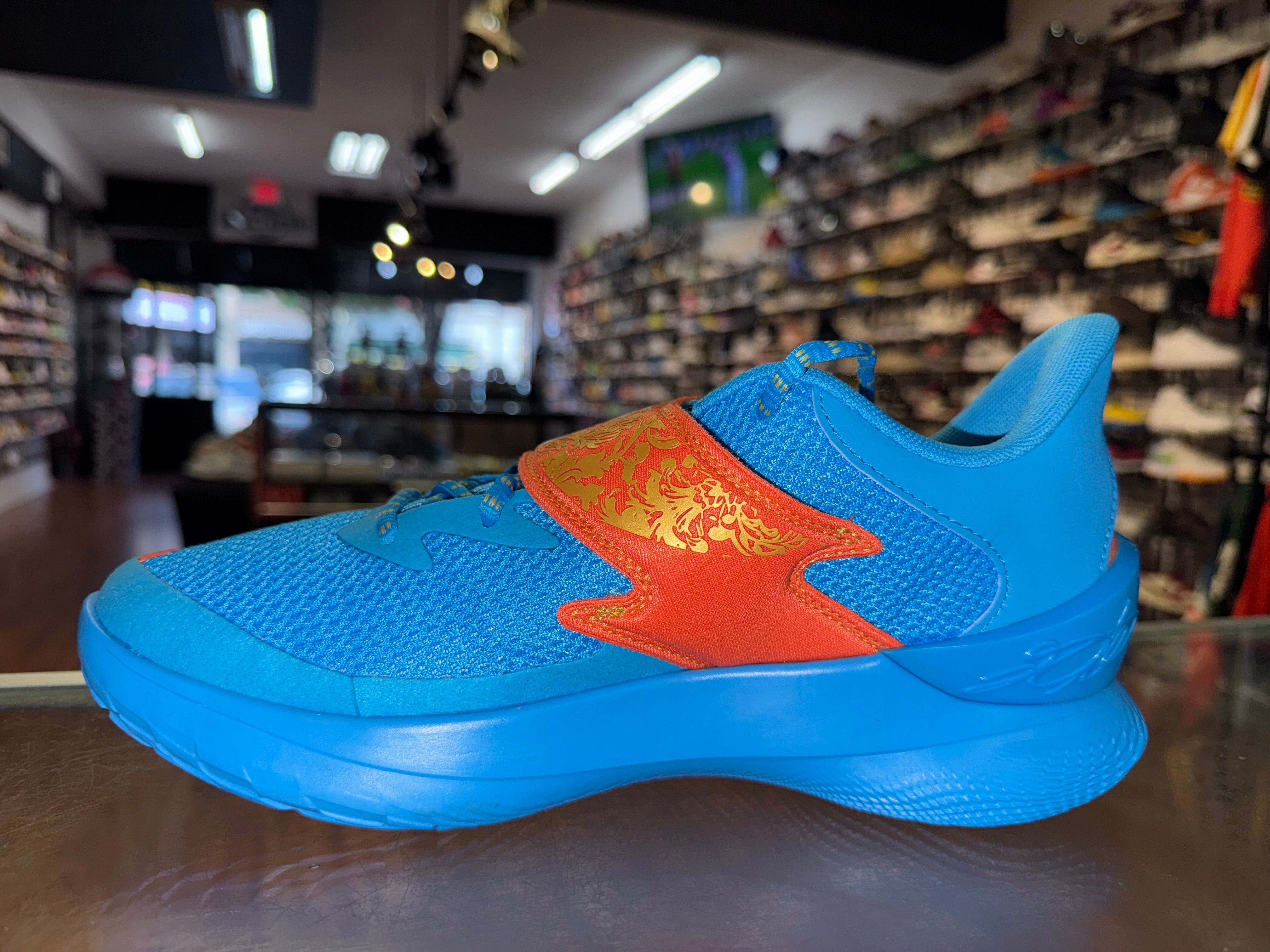 Size 9 Under Armor Curry Fox 1 "Happy Fox Day"
