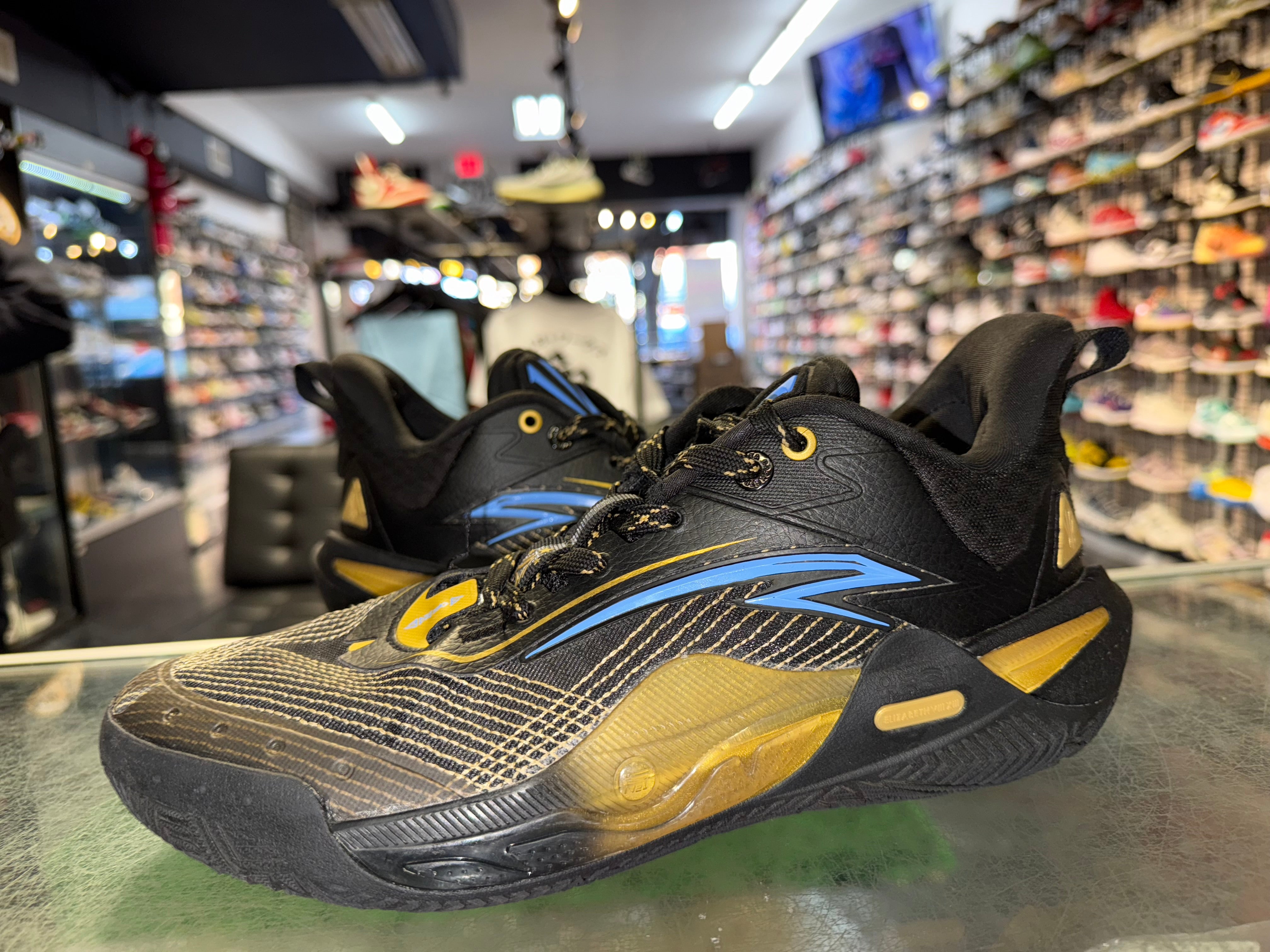 Size 9.5 Anta Kai 1 Speed "North Star"