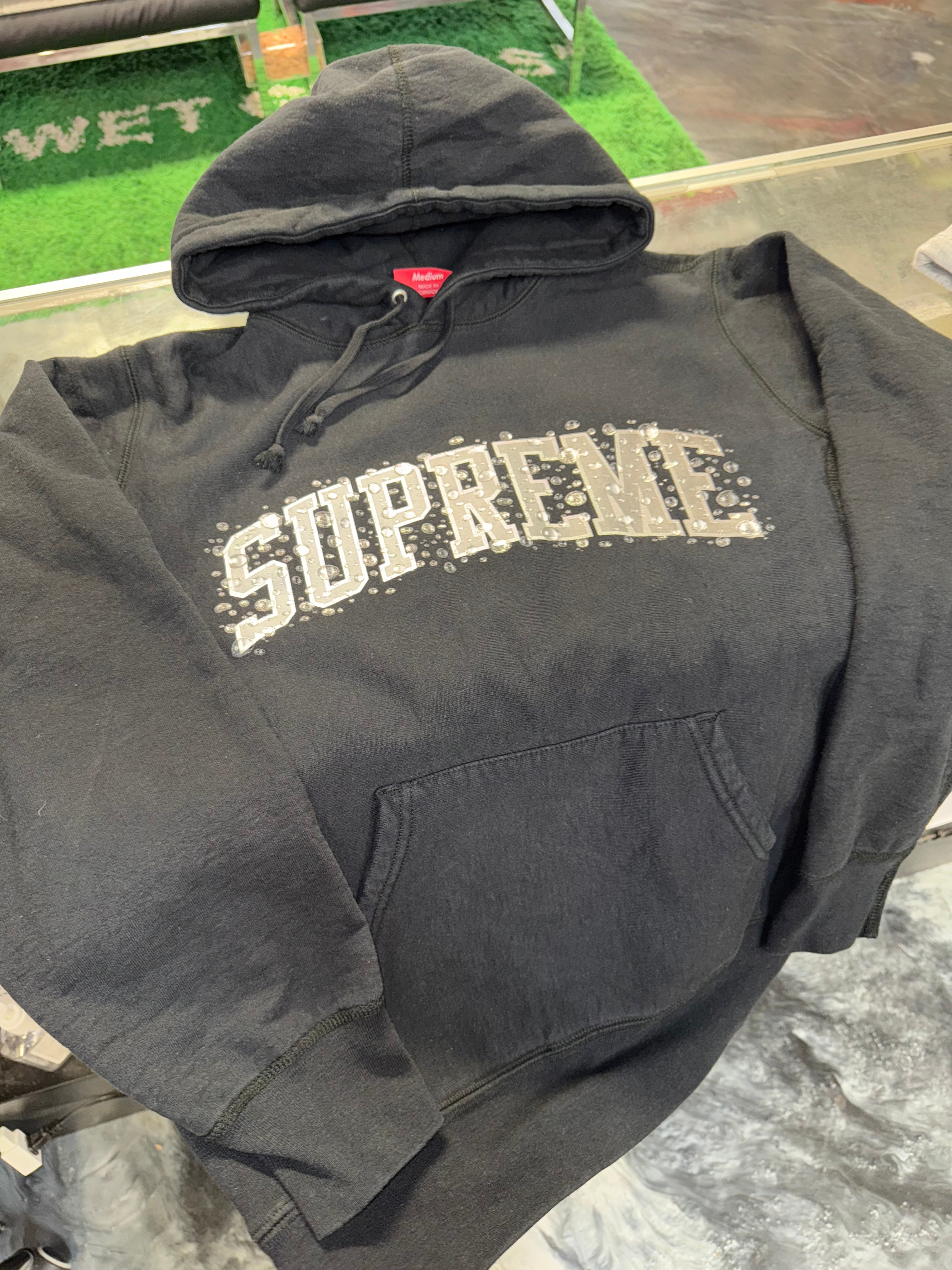 Size M Supreme Water Arc Logo Hoodie “Black”