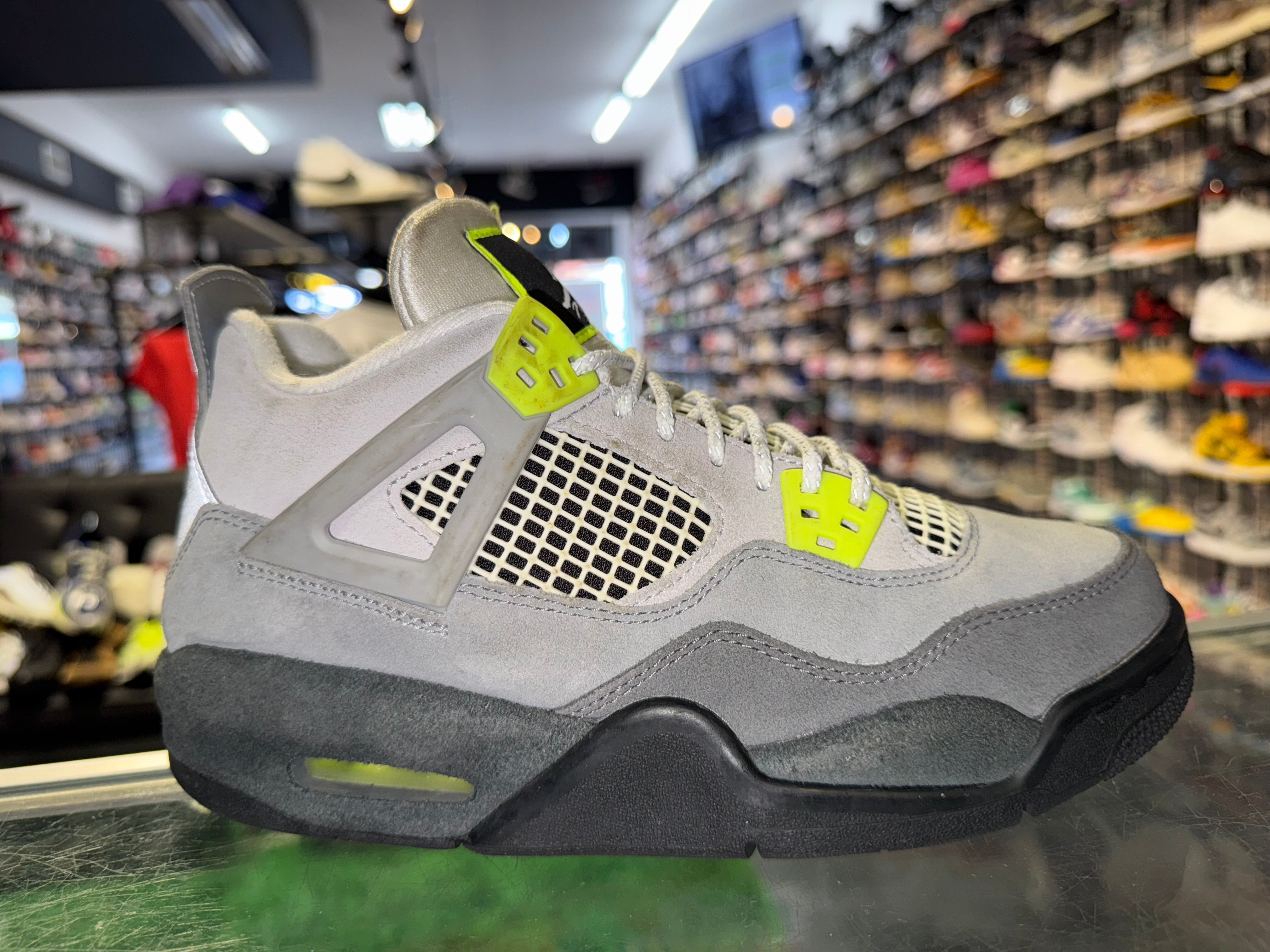 Size 6y Air Jordan 4 "Neon 95"