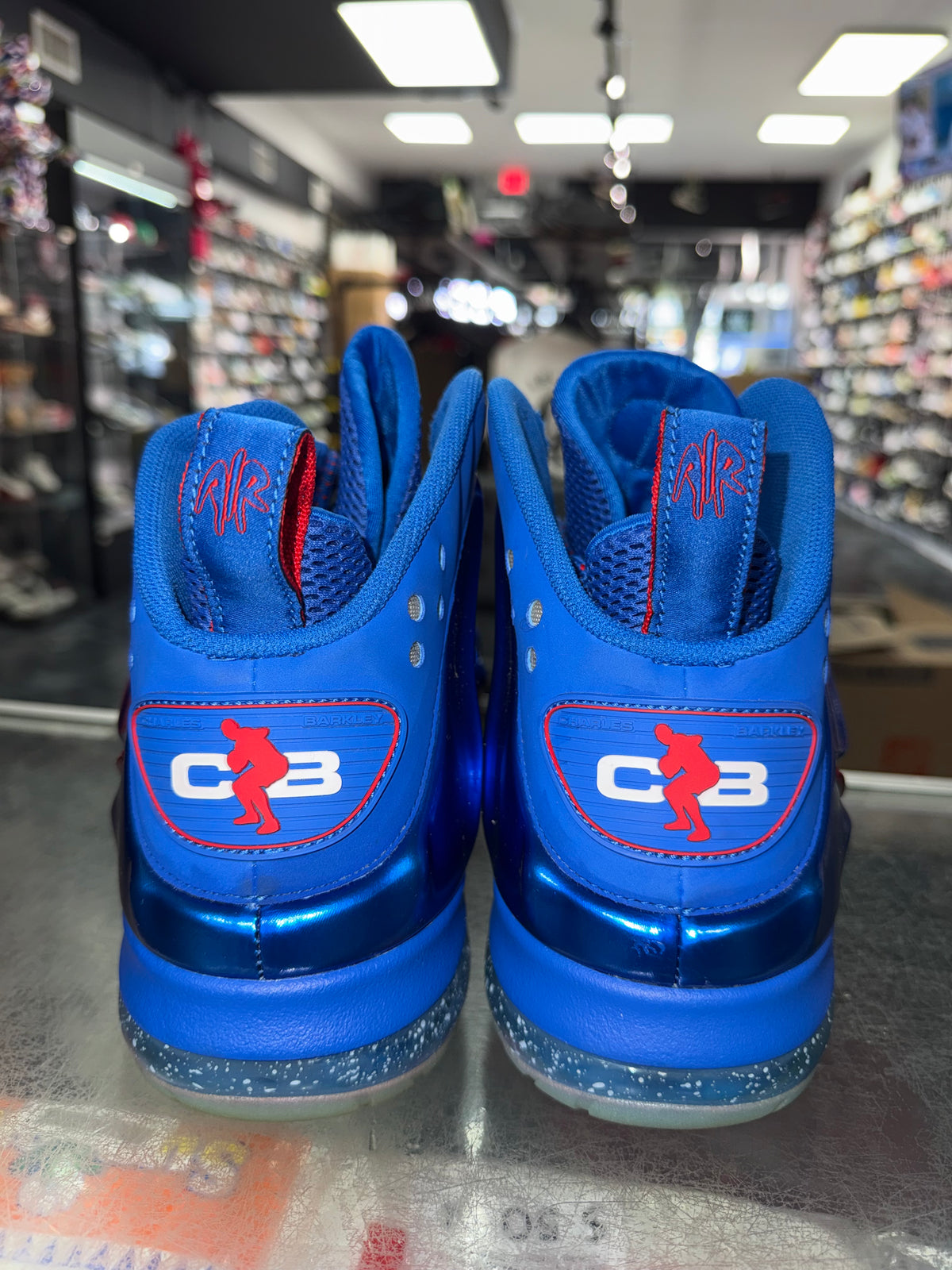 Nike Barkley Posite Max 76ers sneaker, pre-owned, size 12 – view 6