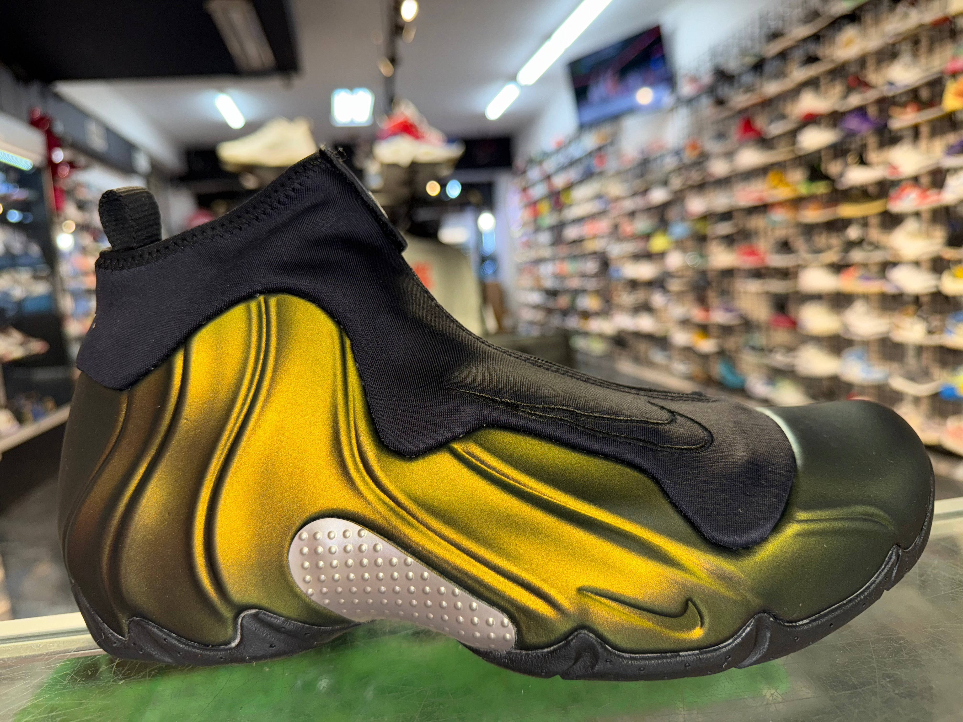 Size 8 Nike Air Flightposite “Metallic Gold”