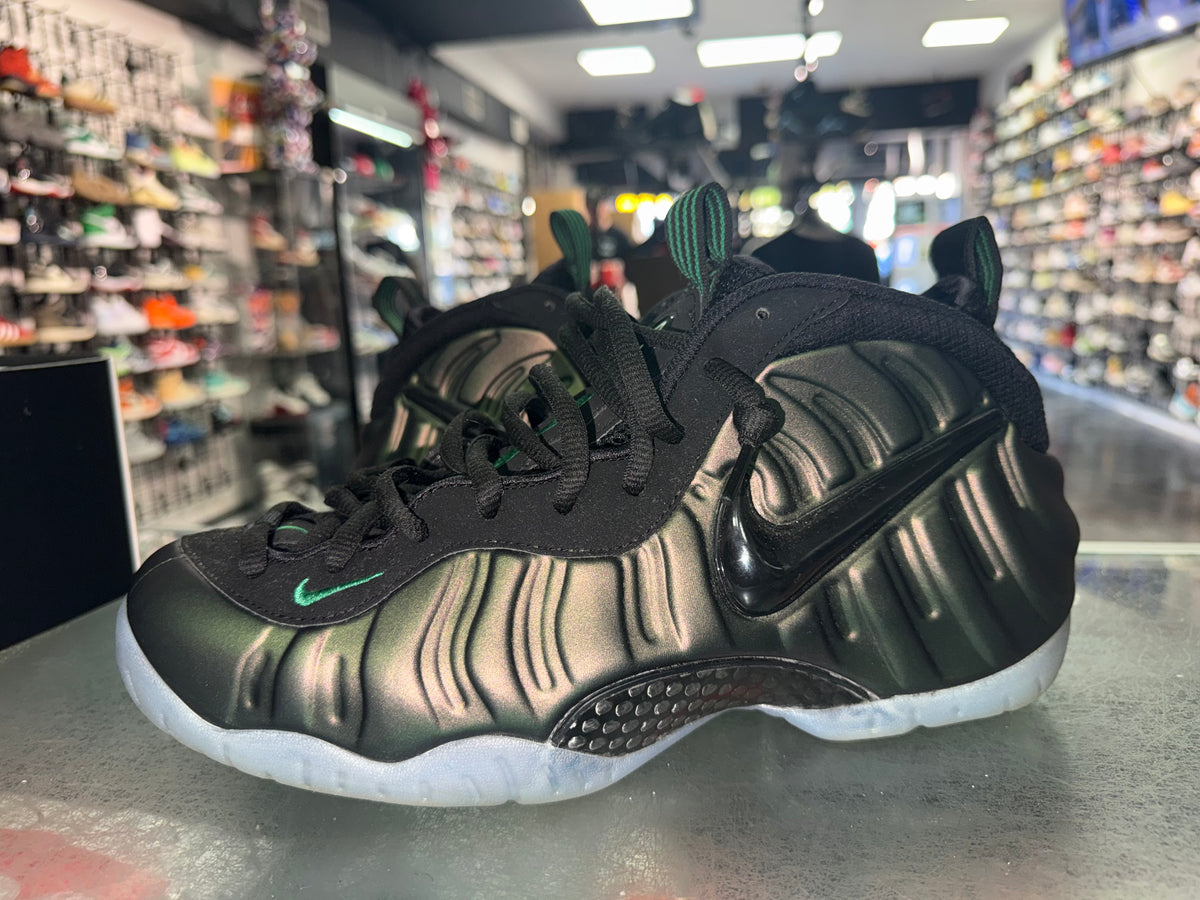 Size 11 Foamposite Pro "Pine Green"