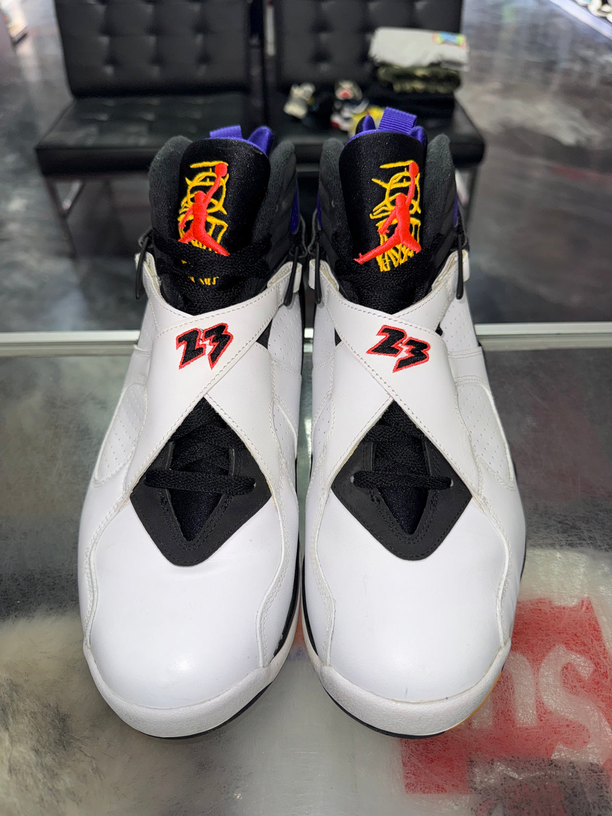 Air Jordan 8 3-Peat sneaker, pre-owned, size 10.5 – view 5